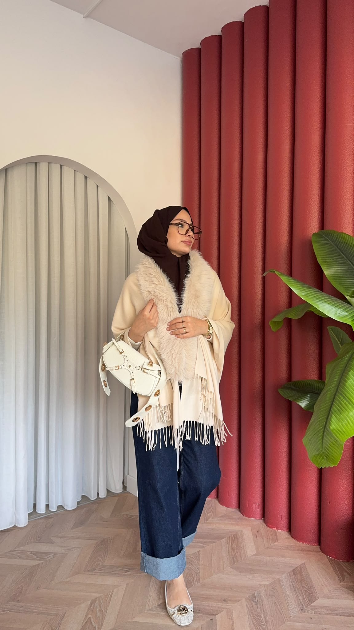 MEYSADESIGN OMUZ ATKISI Kürklü Atkı Bej