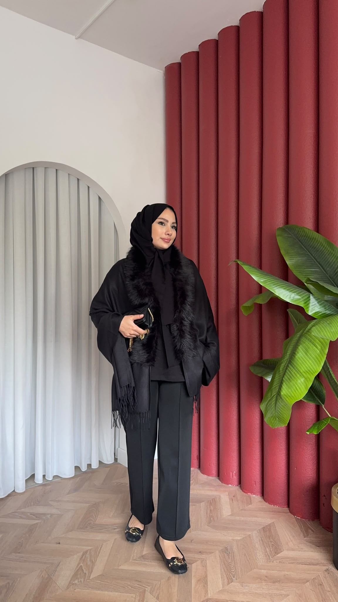 MEYSADESIGN OMUZ ATKISI Kürklü Atkı Siyah