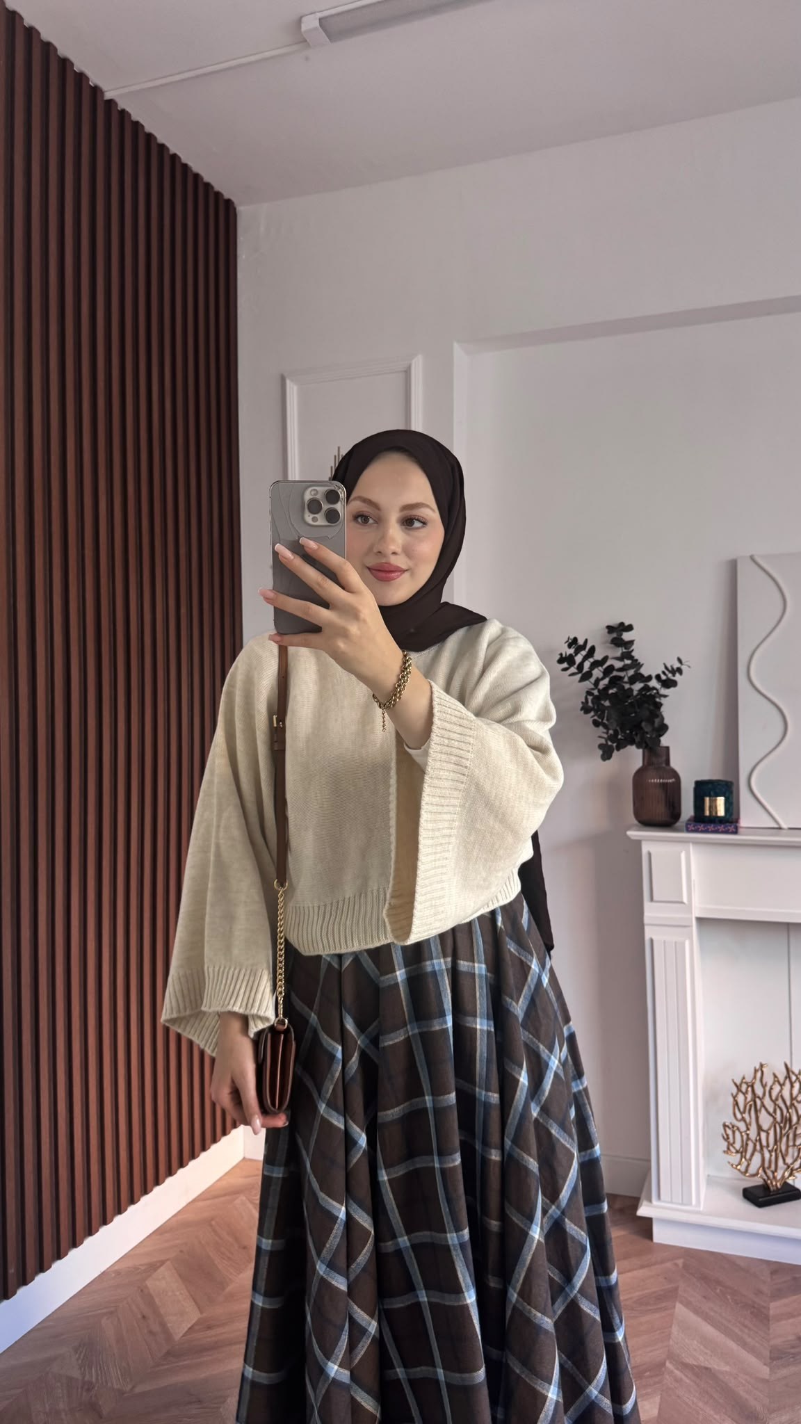 MEYSADESIGN TESETTÜR TRİKO Crop Etek Üstü Kazak Bej