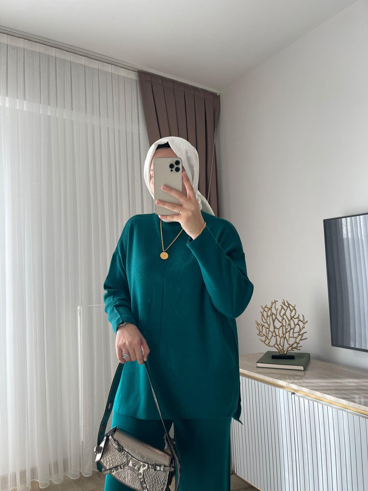 MEYSADESIGN TESETTÜR TRİKO Dik Yaka Triko Takım Zümrüt Yeşili
