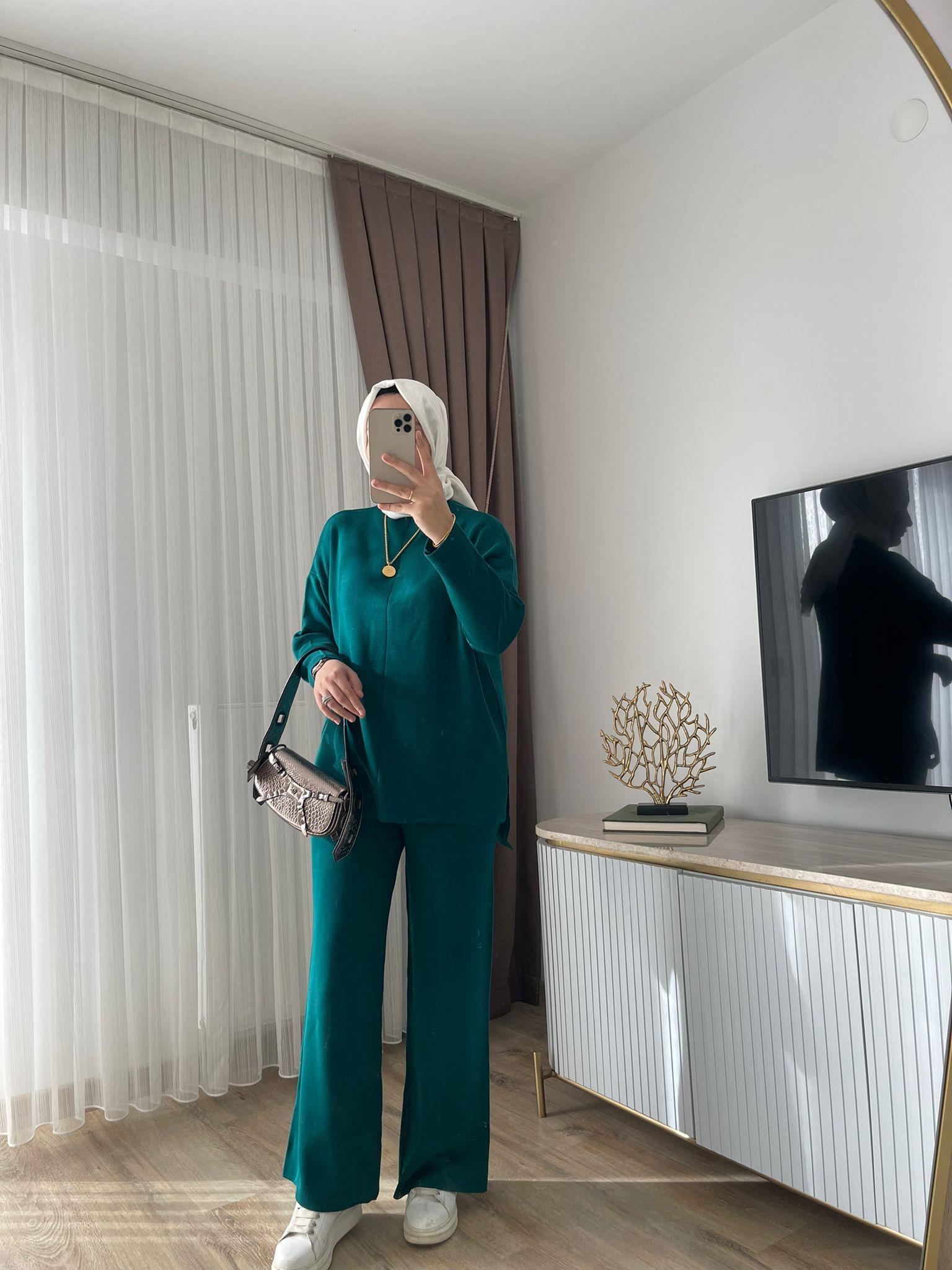 MEYSADESIGN TESETTÜR TRİKO Dik Yaka Triko Takım Zümrüt Yeşili