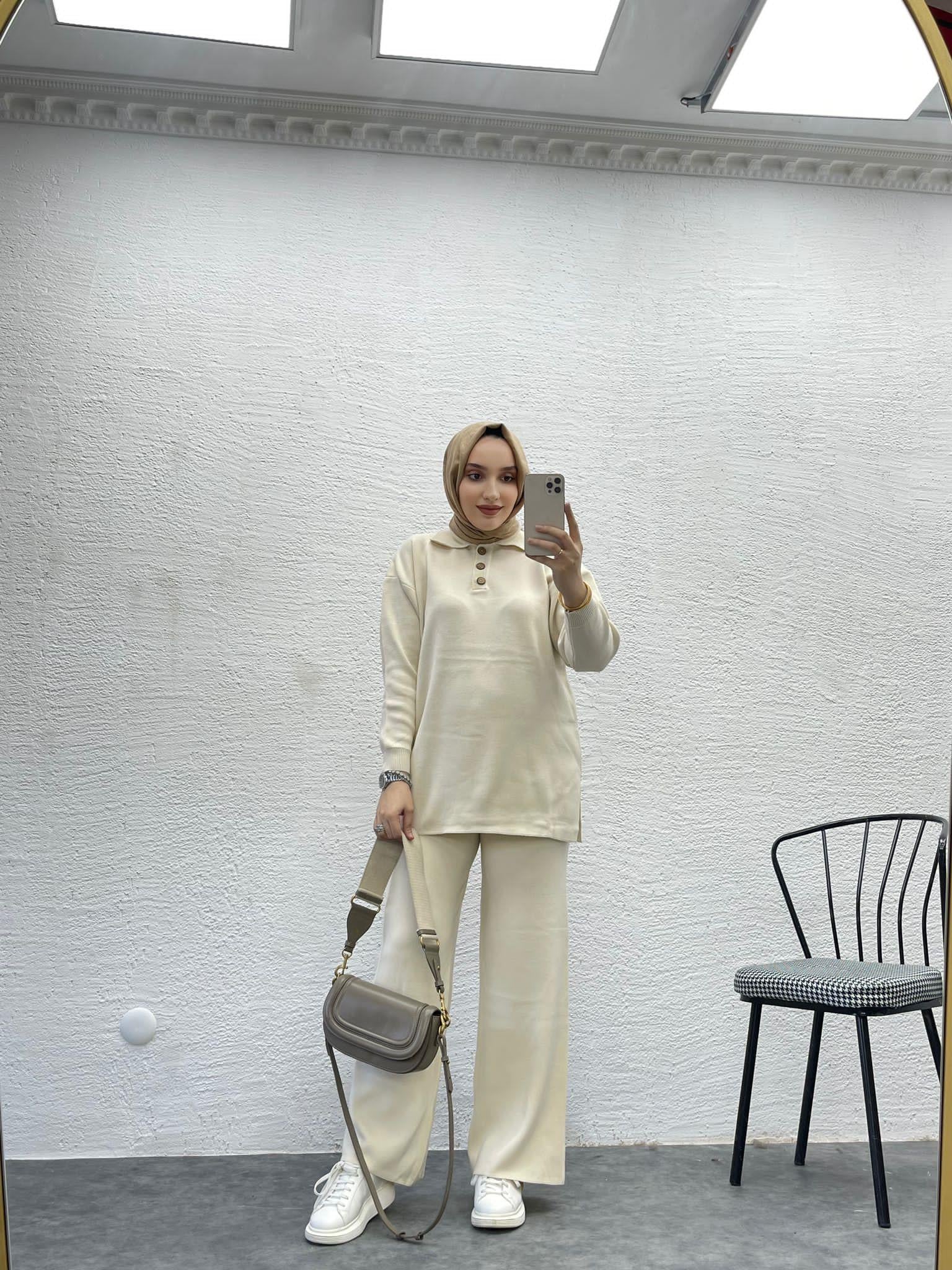 MEYSADESIGN TESETTÜR TRİKO Polo Yaka Ahşap Düğmeli Triko Takım Taş