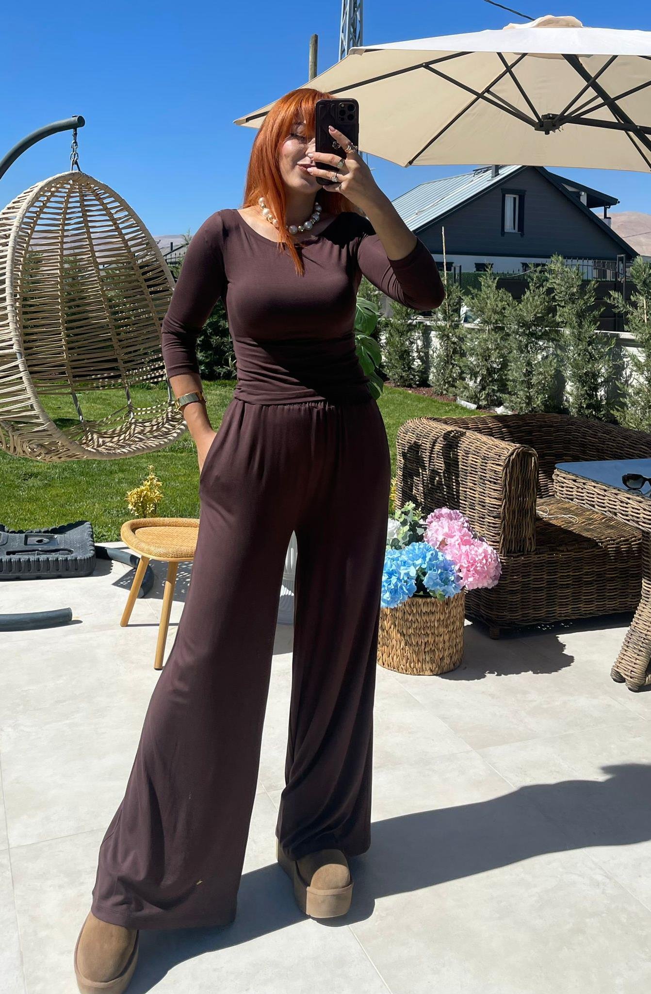 Kahve  Kayık Yaka Takım
