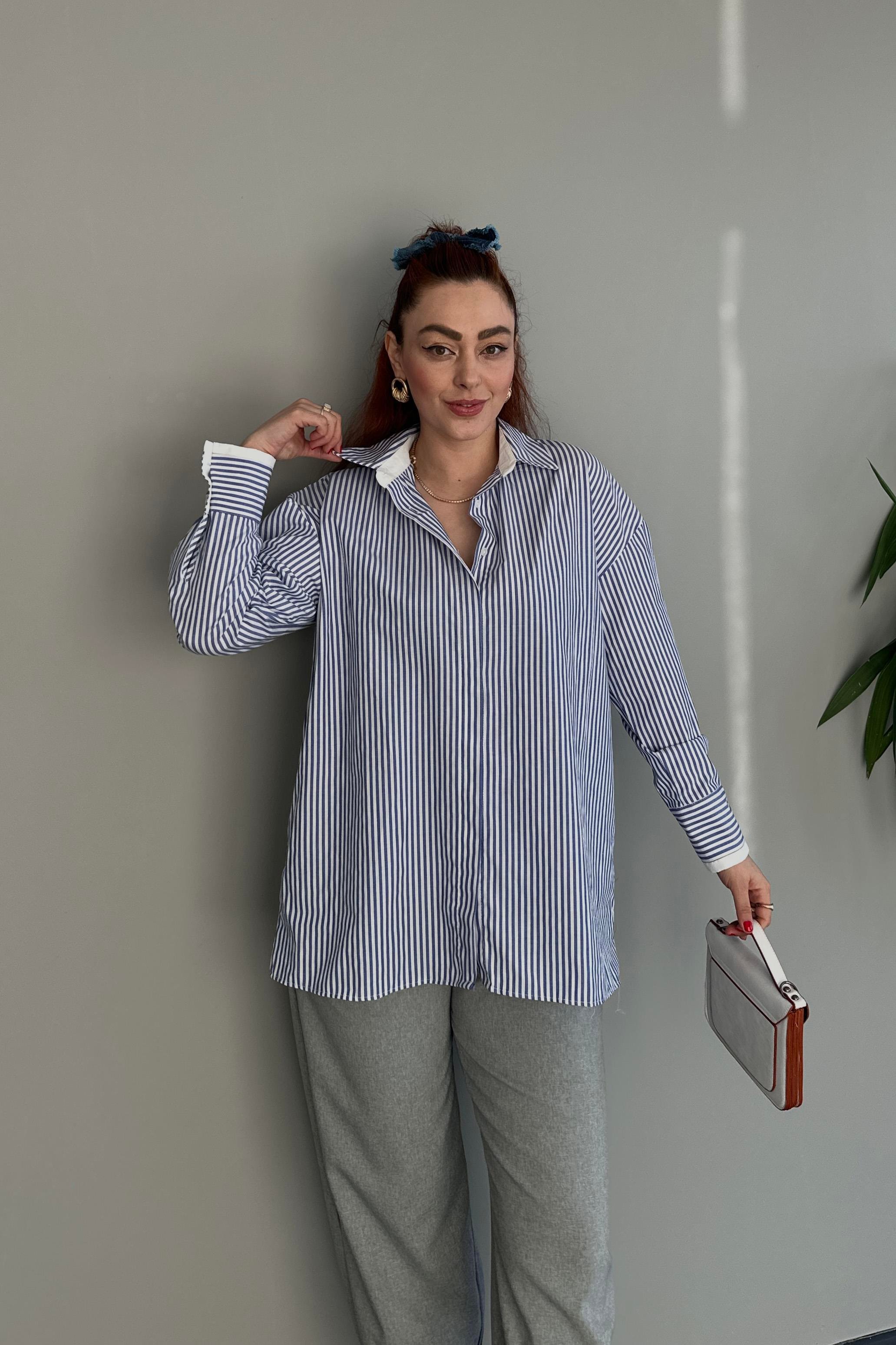Zara Model Mavi Çizgili Gömlek