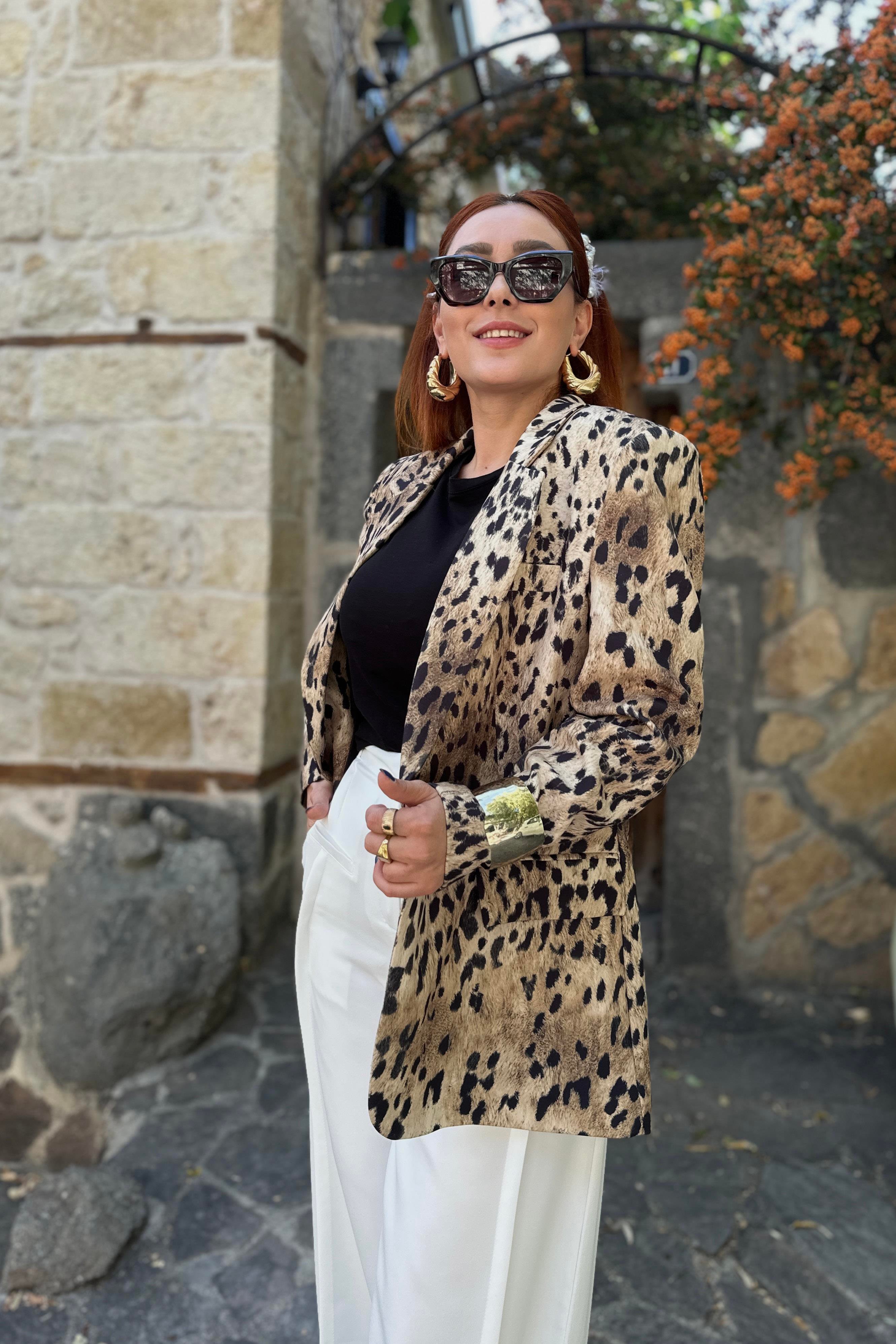 Leopar Desenli Blazer Ceket