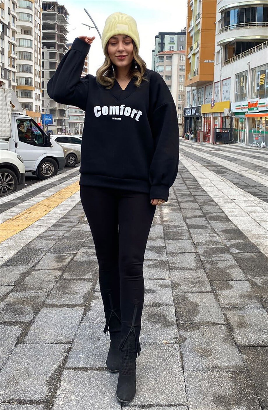 V Yaka Balon Kol Sweatshirt