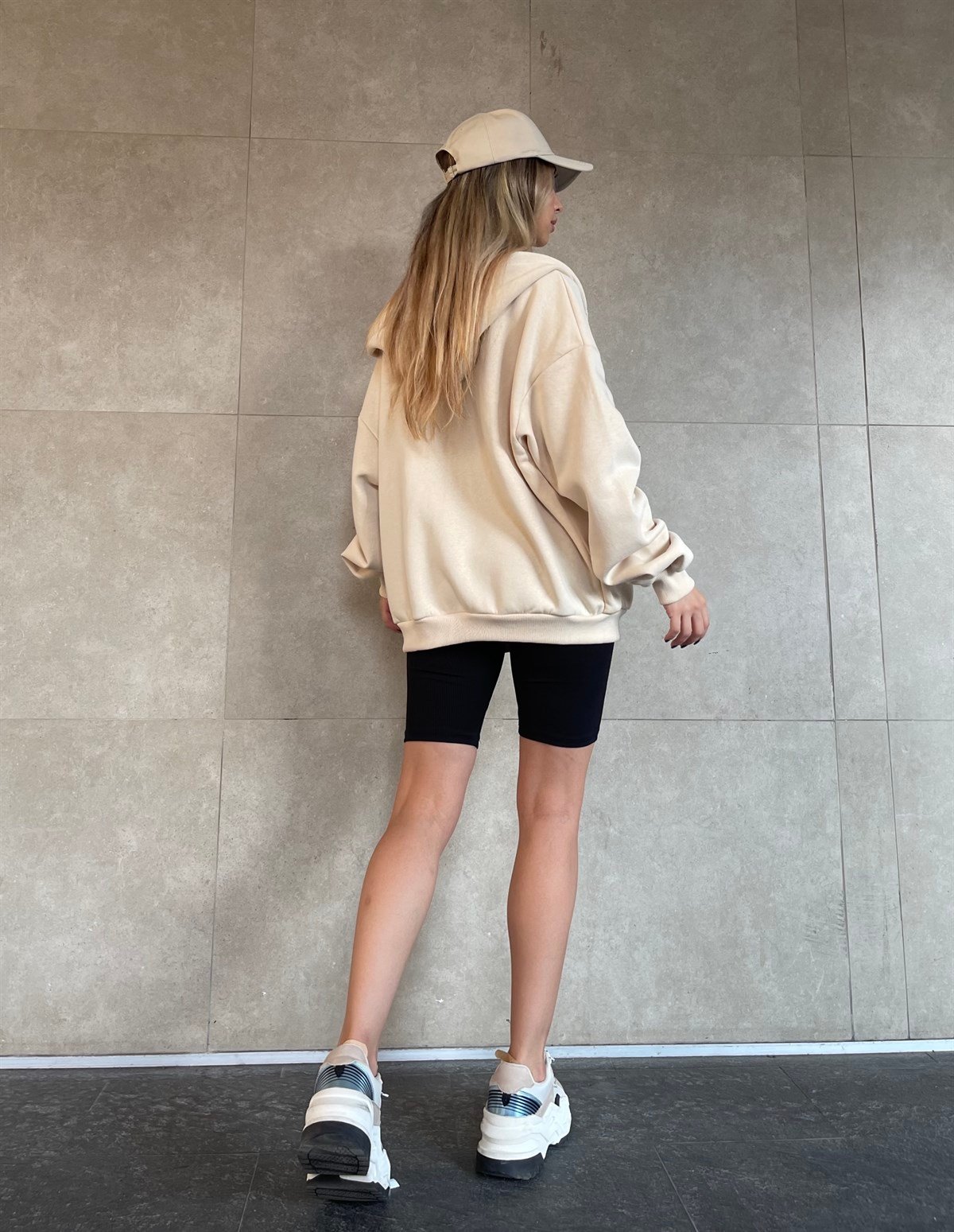 Comfy Sweatshirt Bej