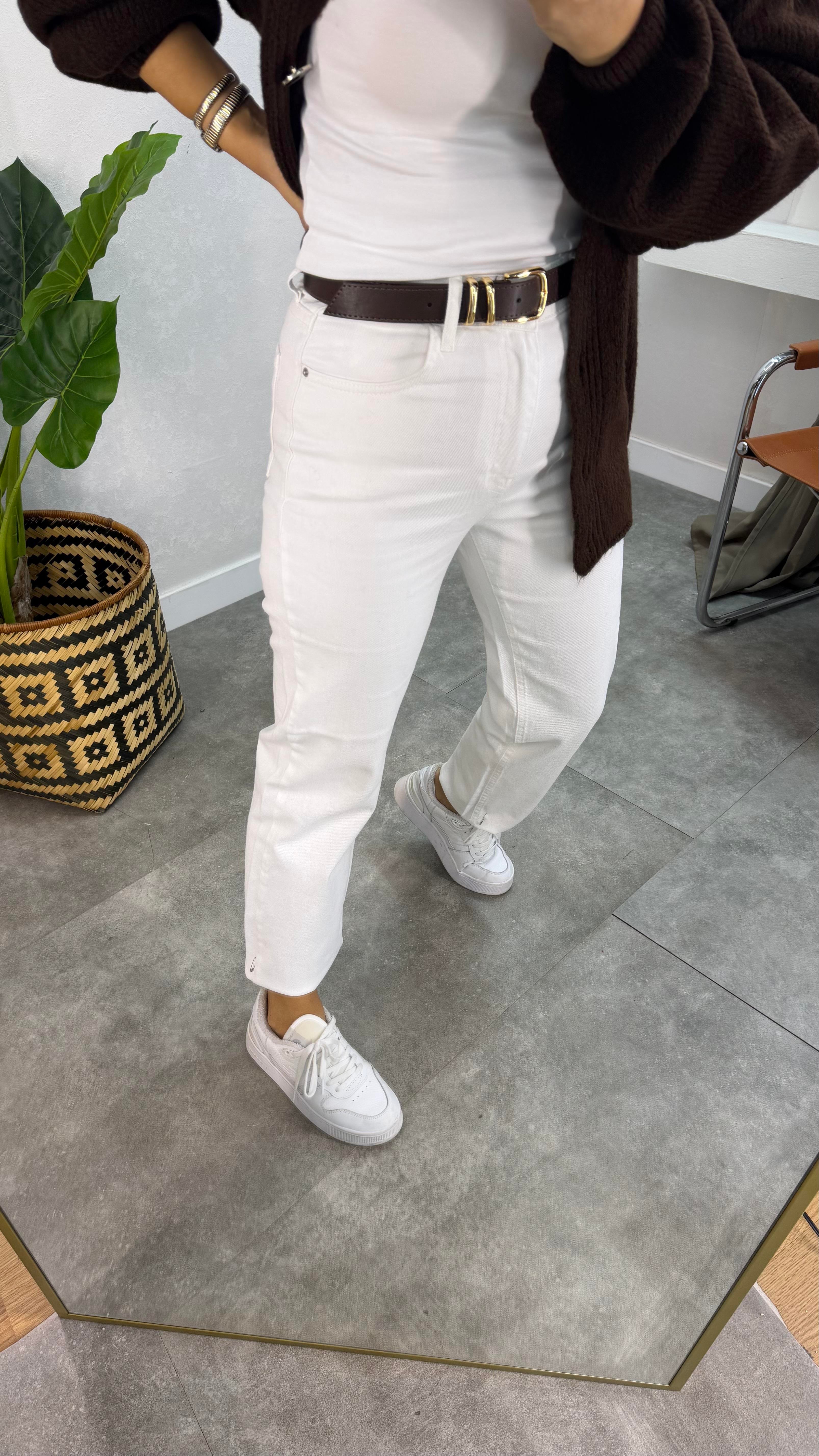 BOYFİT JEAN BEYAZ