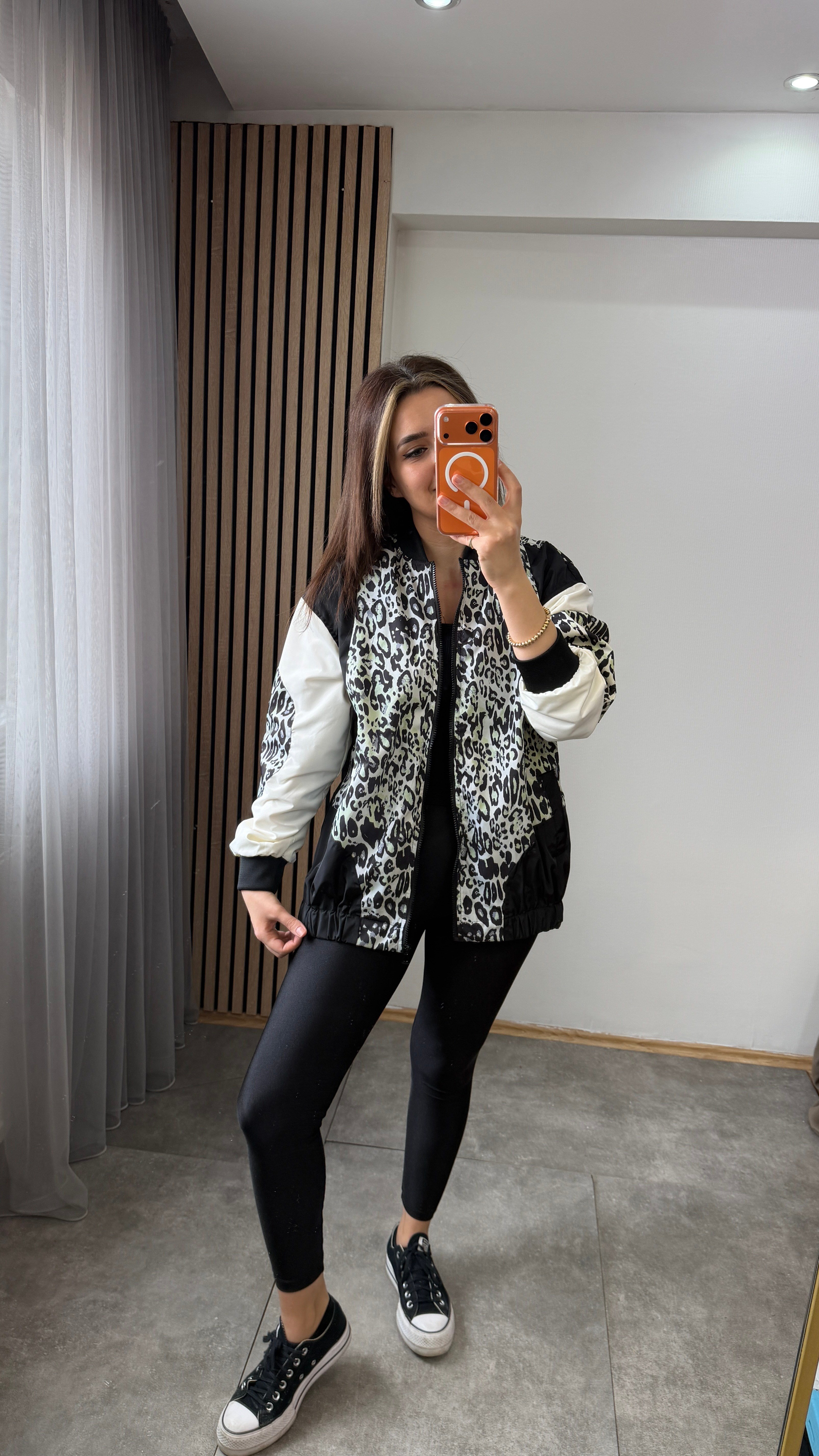 LEOPAR DETAY YAĞMURLUK