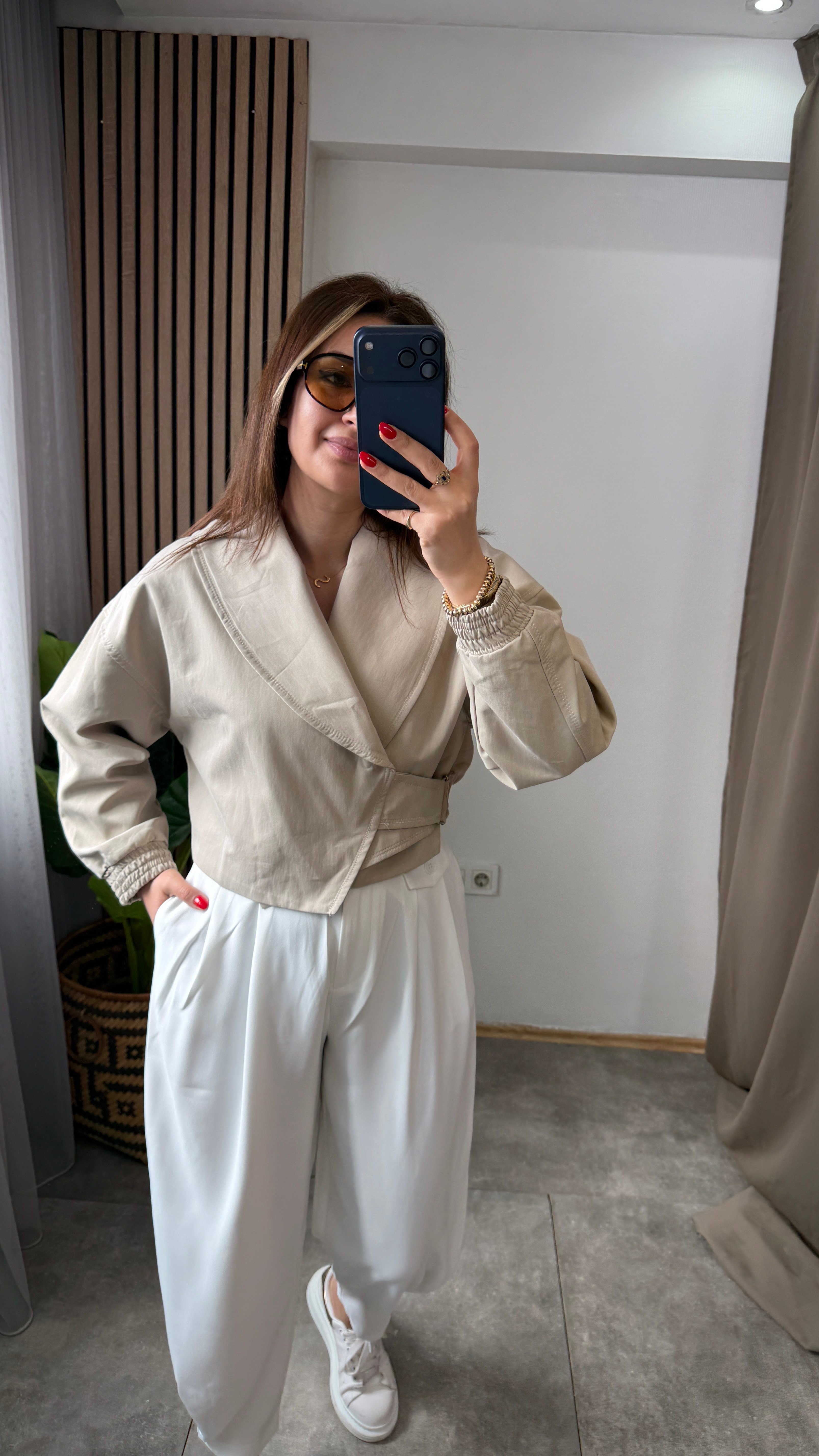 MARKA MODEL TRENÇ TAŞ 