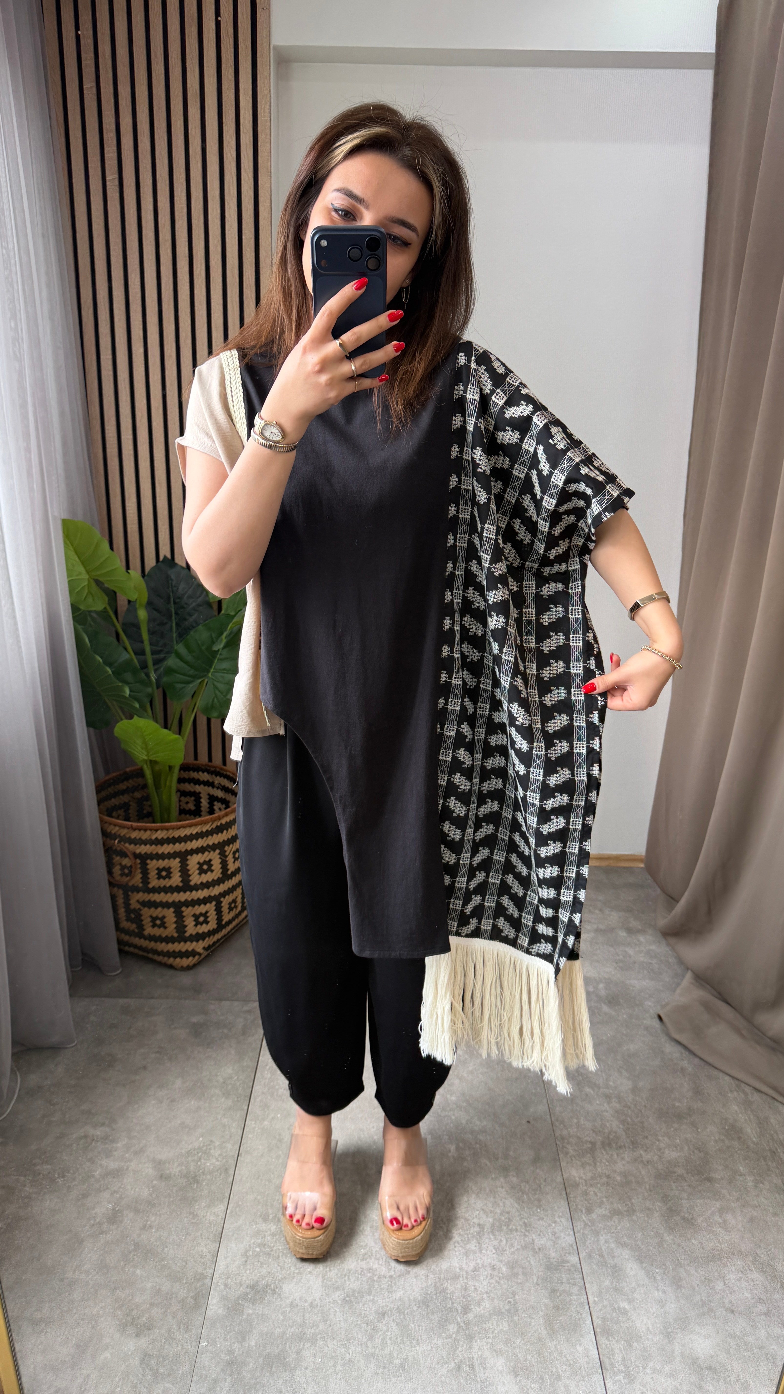 TASARIM ETNİK BLUZ 