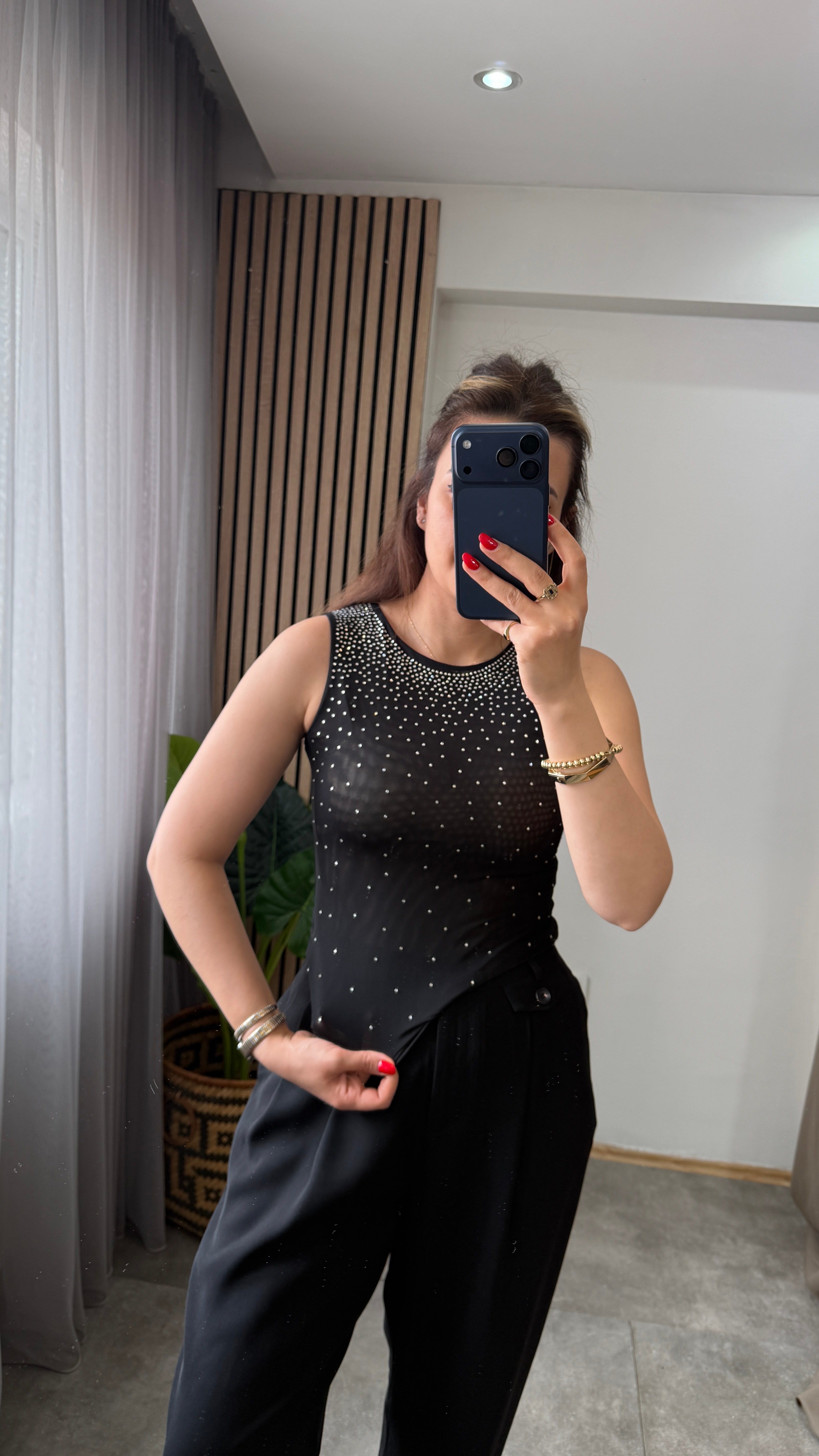 TAŞLI TÜL BLUZ 