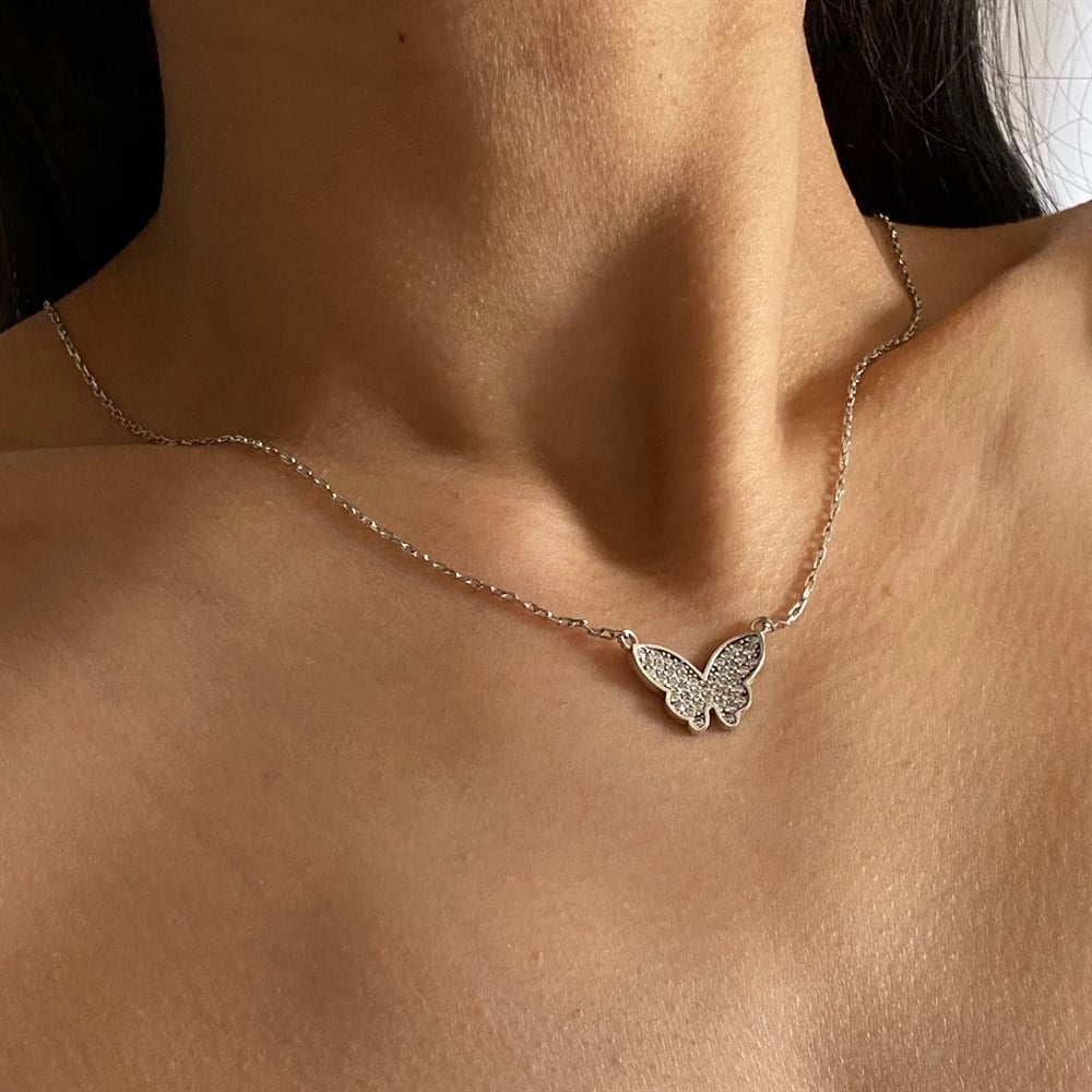 925 sık taşlı kelebek kolye