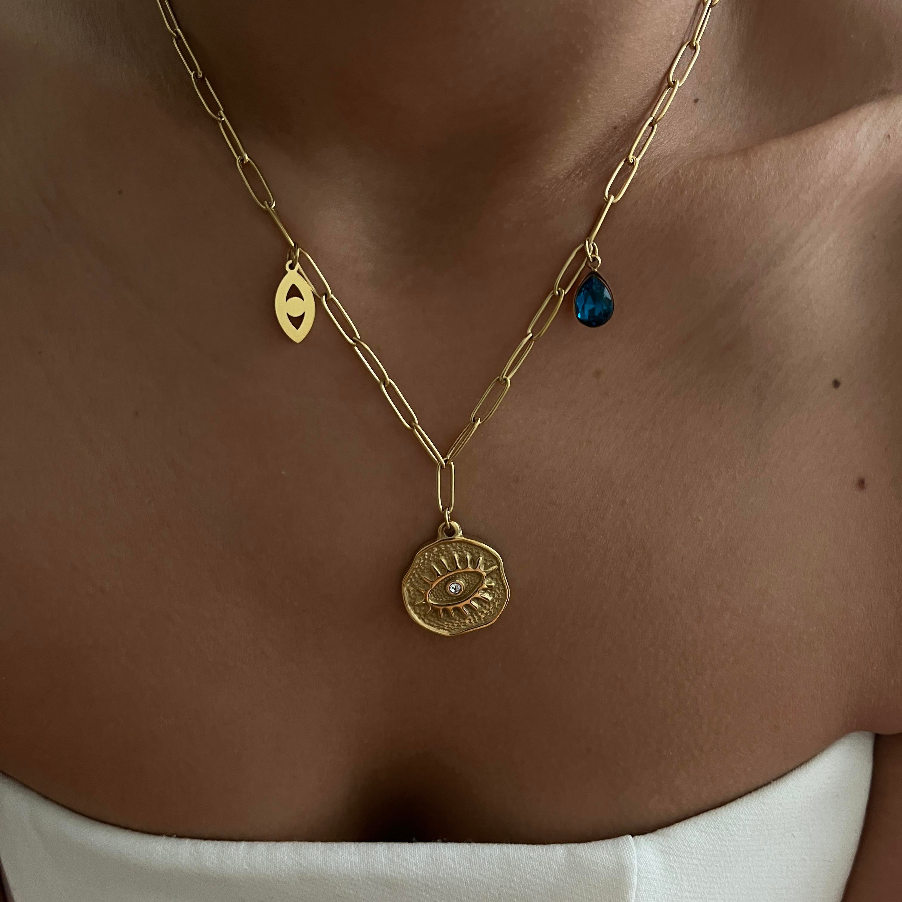 Mavi Taşlı Çelik Göz Kolye