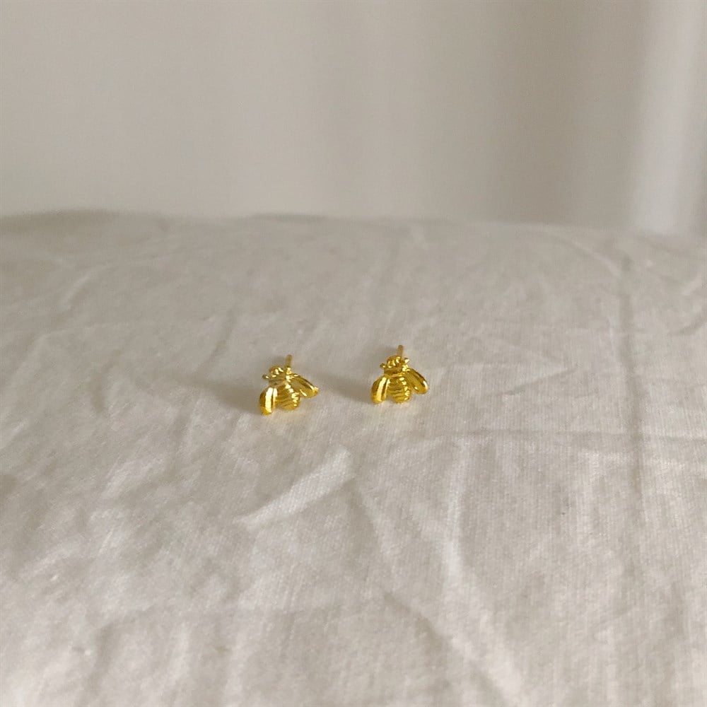 mini arı küpe