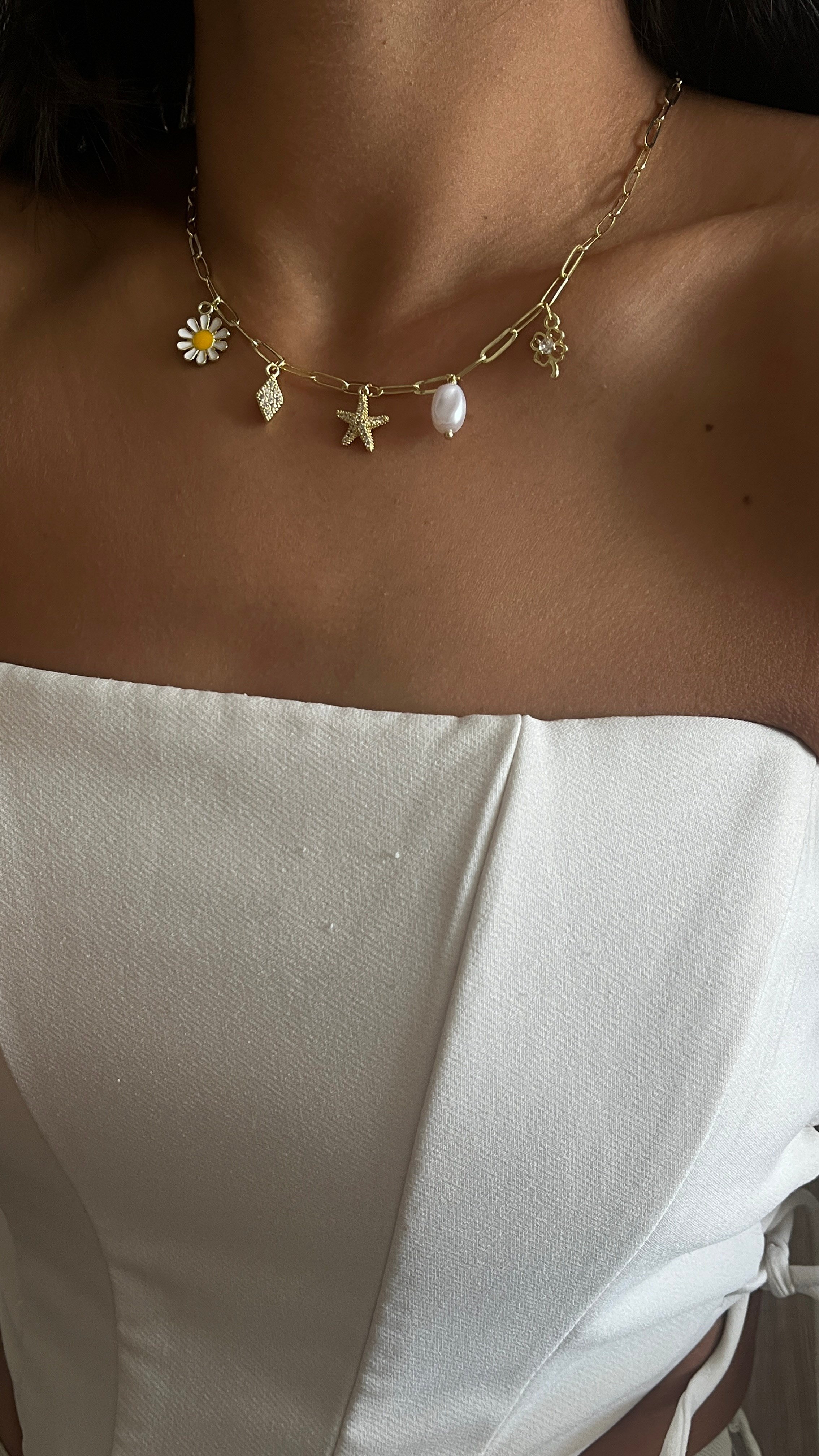 Papatyalı Charm Dolu Kolye