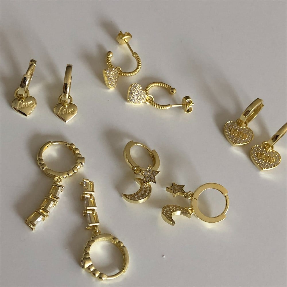 taşlı love yazılı mini kalp küpe 925
