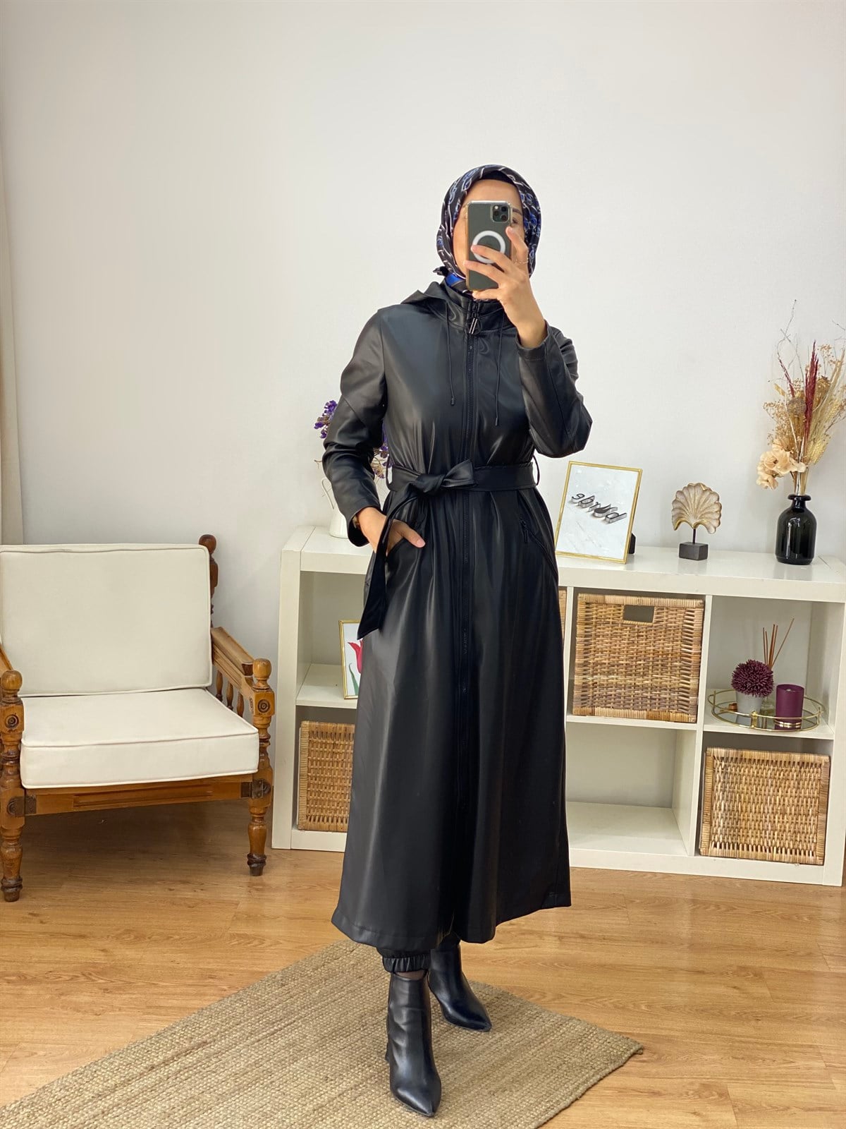 Armine Deri Kap