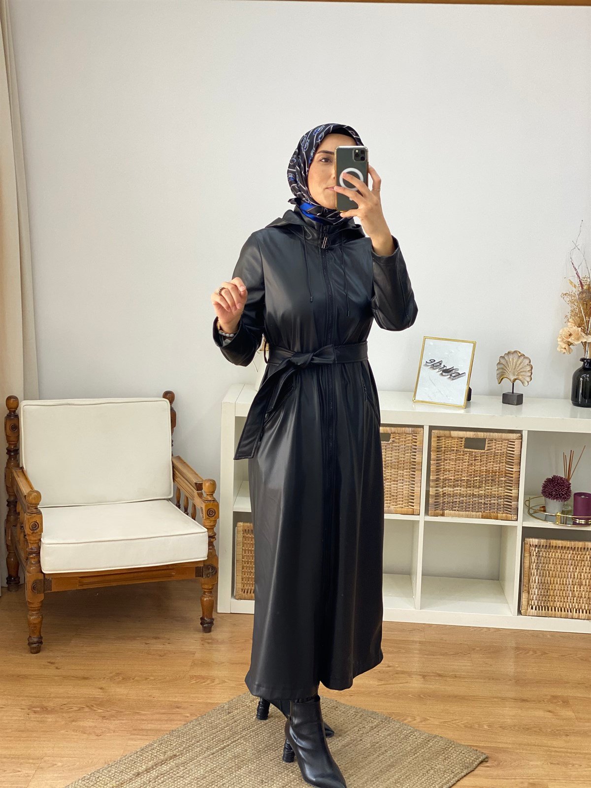 Armine Deri Kap