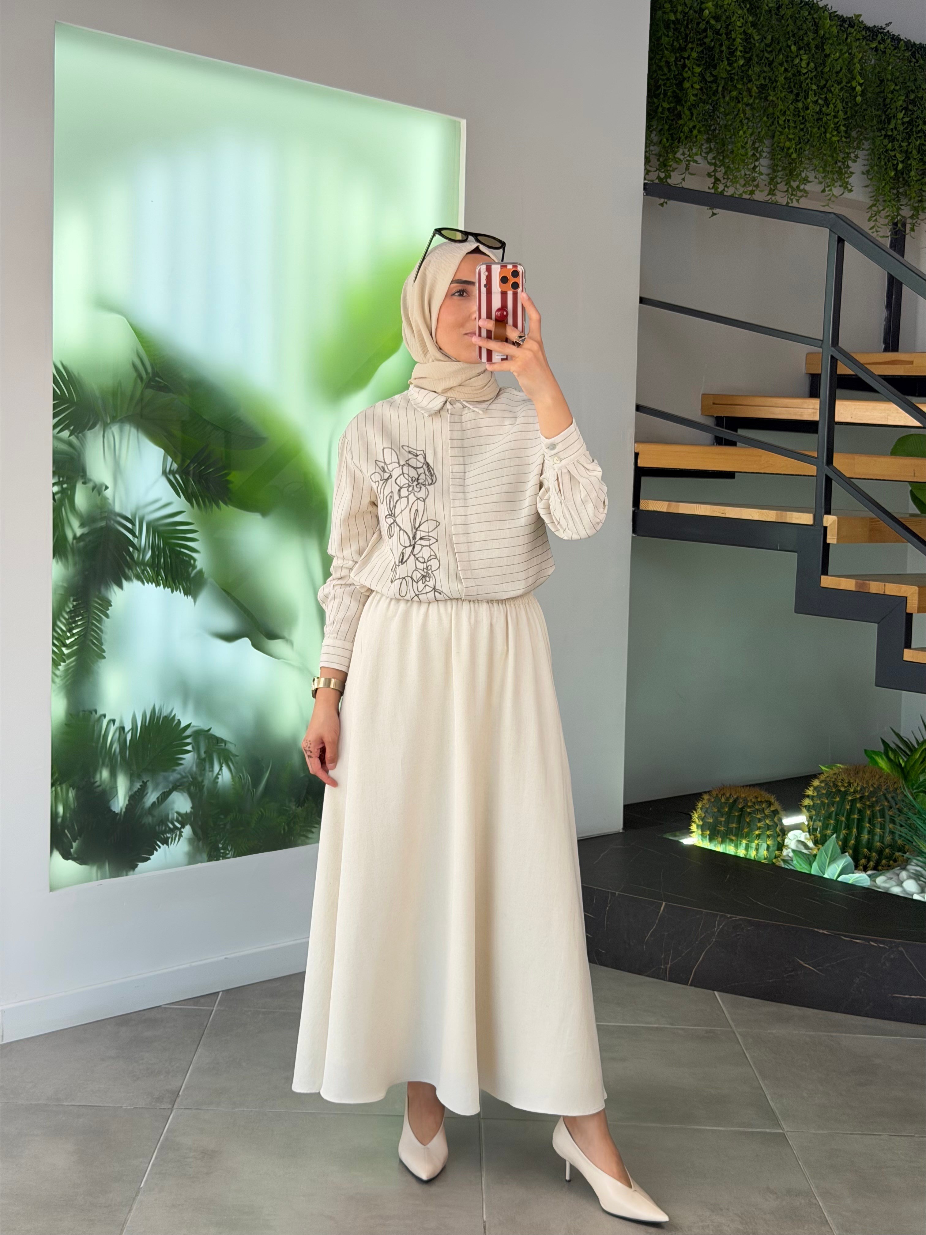 Armine Trend Ceketi Çizgili Nakış Detaylı Takım 26YT6126 Krem