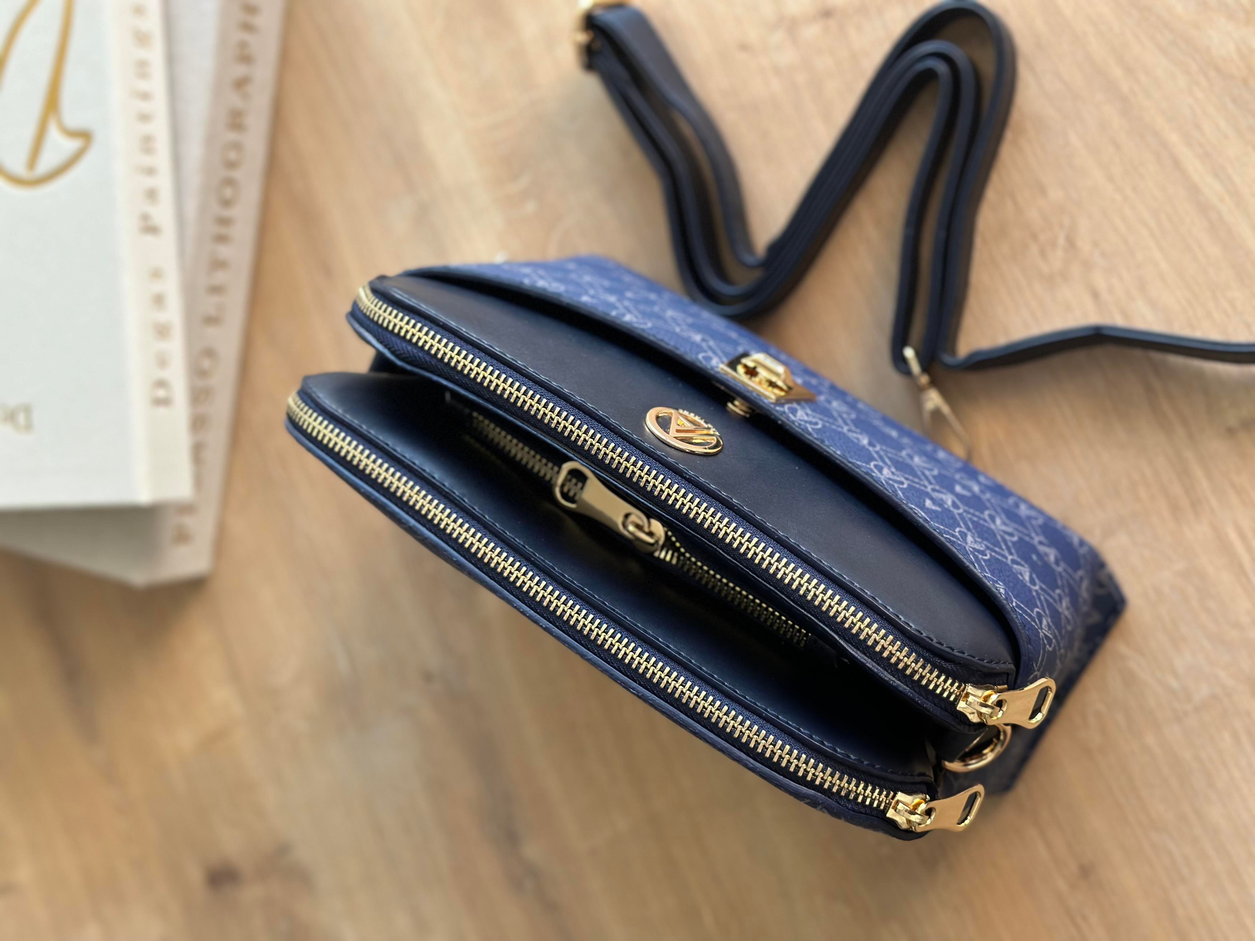Armine Trend Logolu Omuz Çantası ARM115-1 Lacivert 