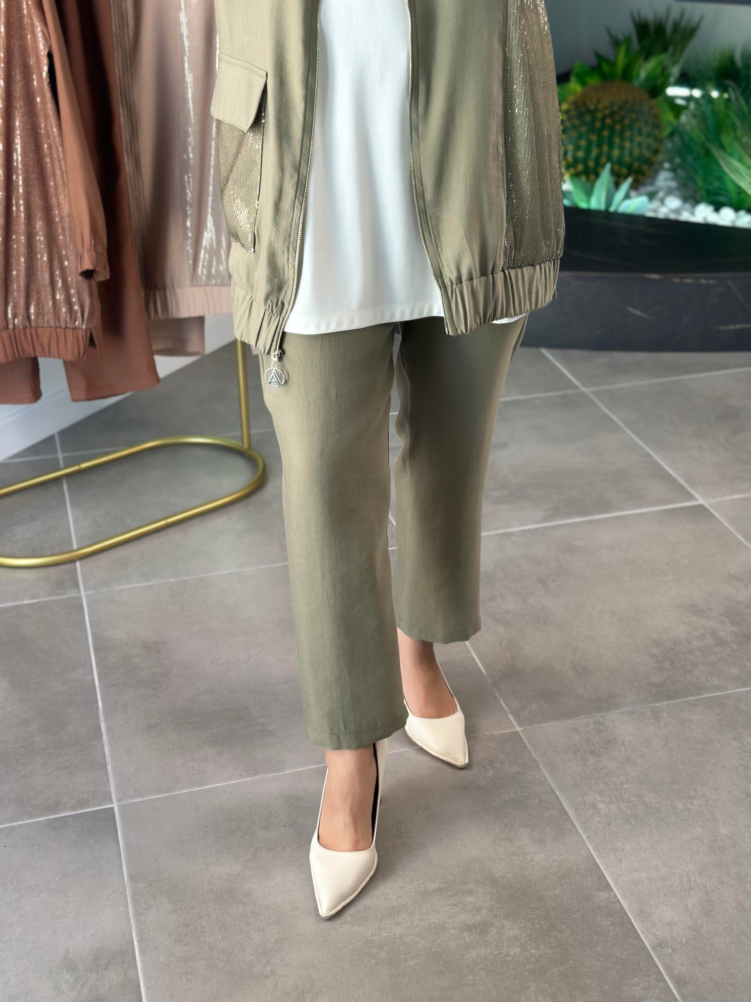 Armine Trend Pul Payetli Pantolonlu Takım 25YT670 Haki 