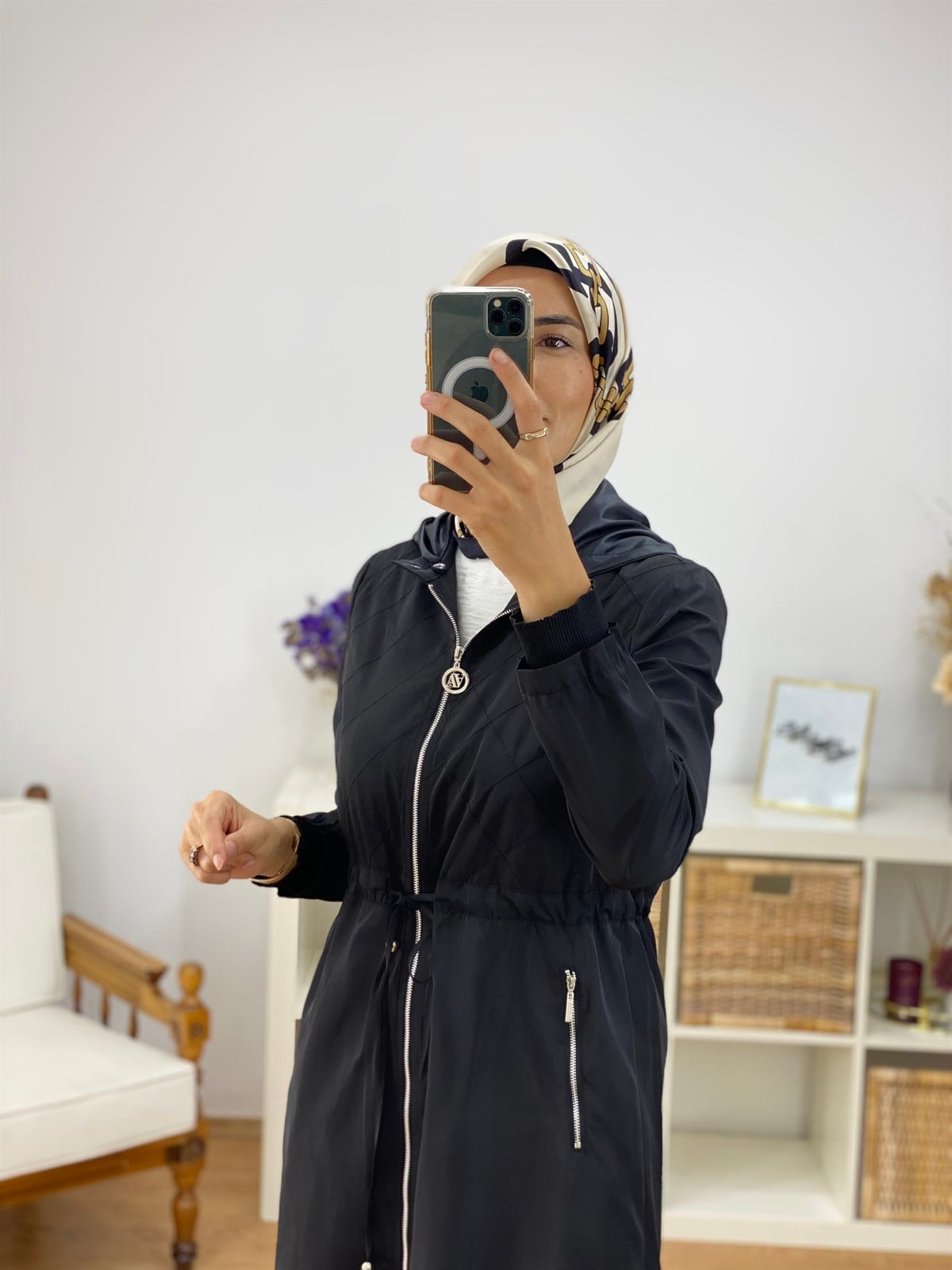 Armine Yağmurluk