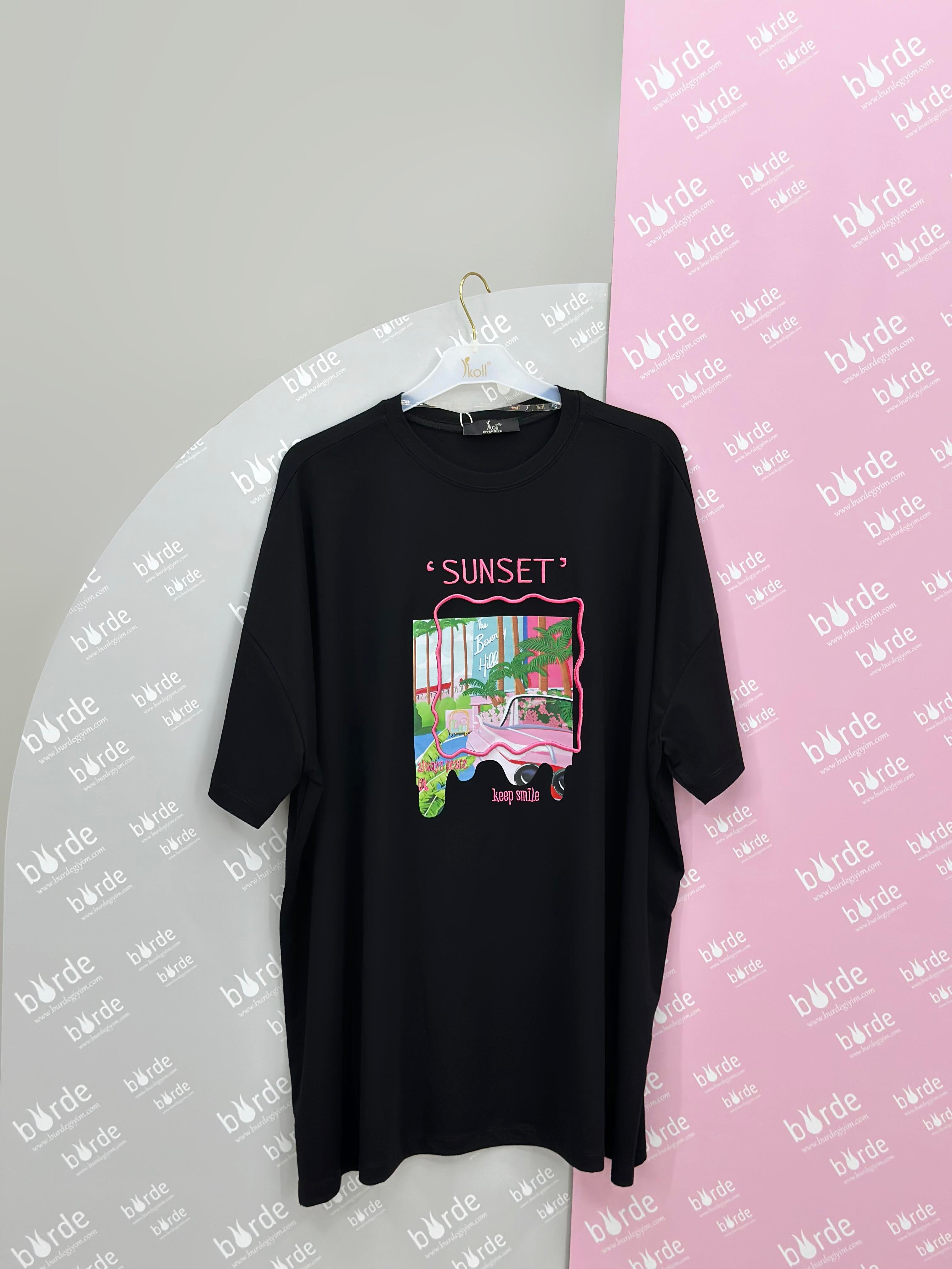 Baskı ve Nakış Detaylı Tshirt