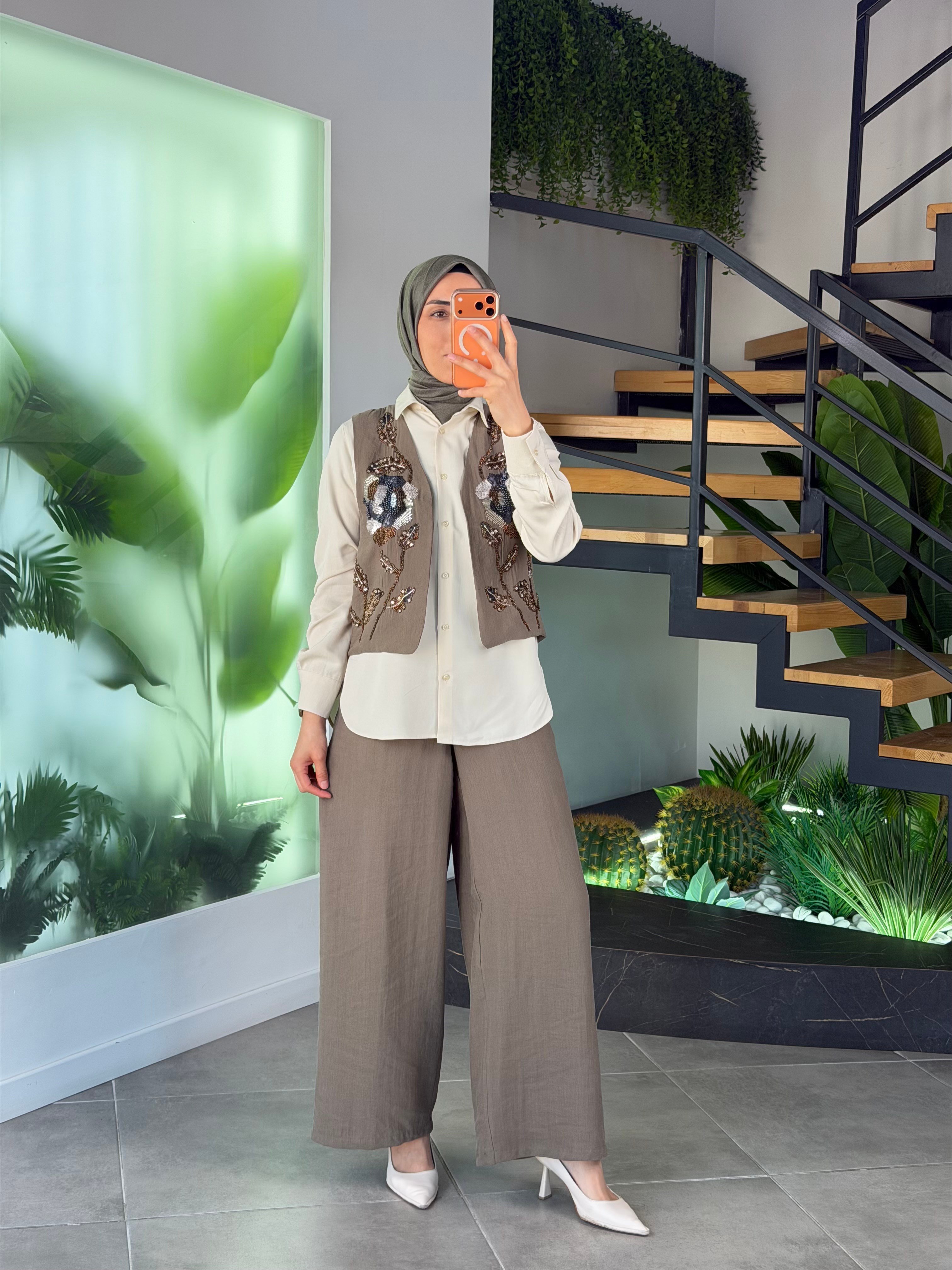 Bej Renk Lyocell  Kumaş Basıc Gömlek