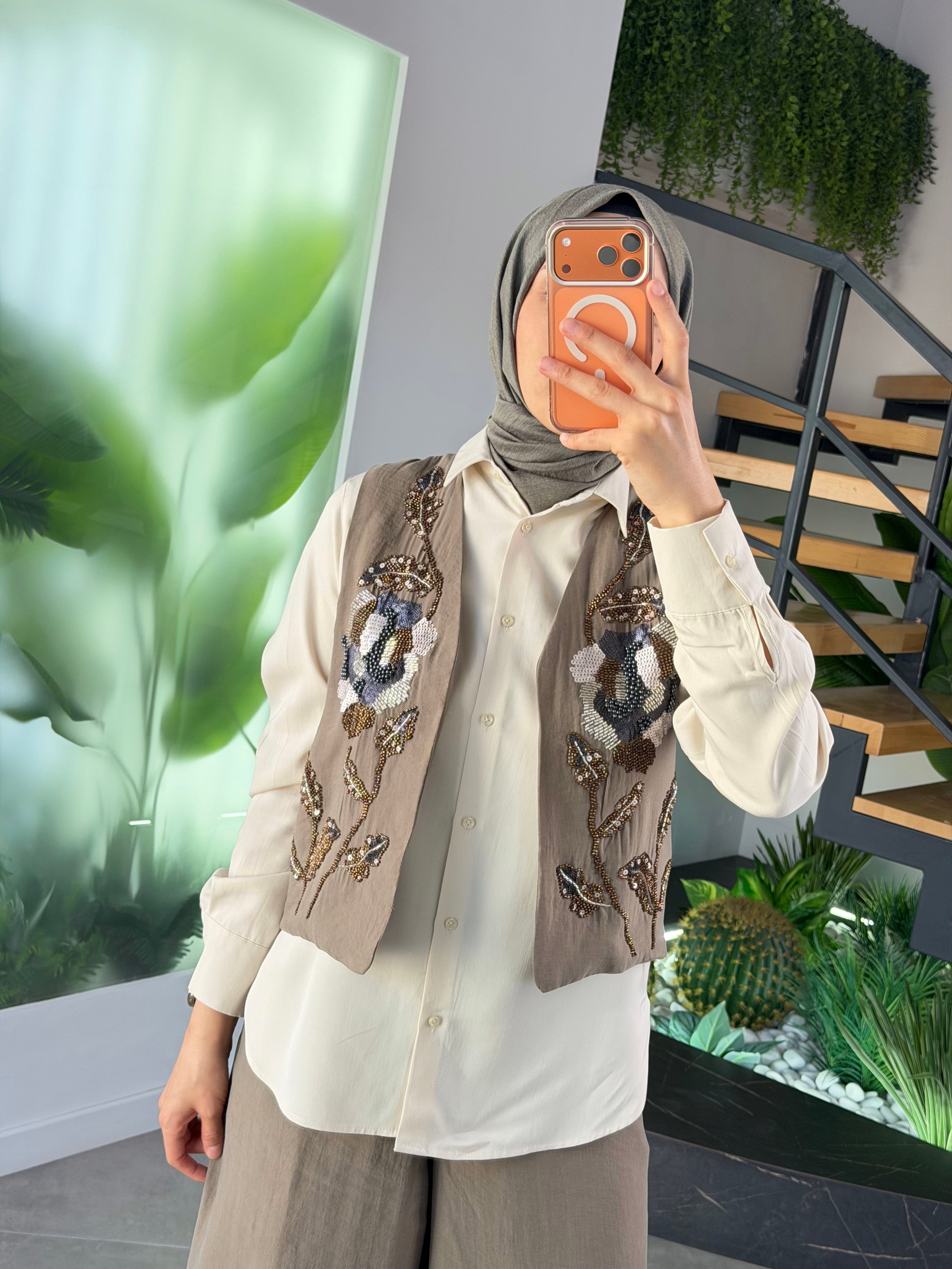 Bej Renk Lyocell  Kumaş Basıc Gömlek