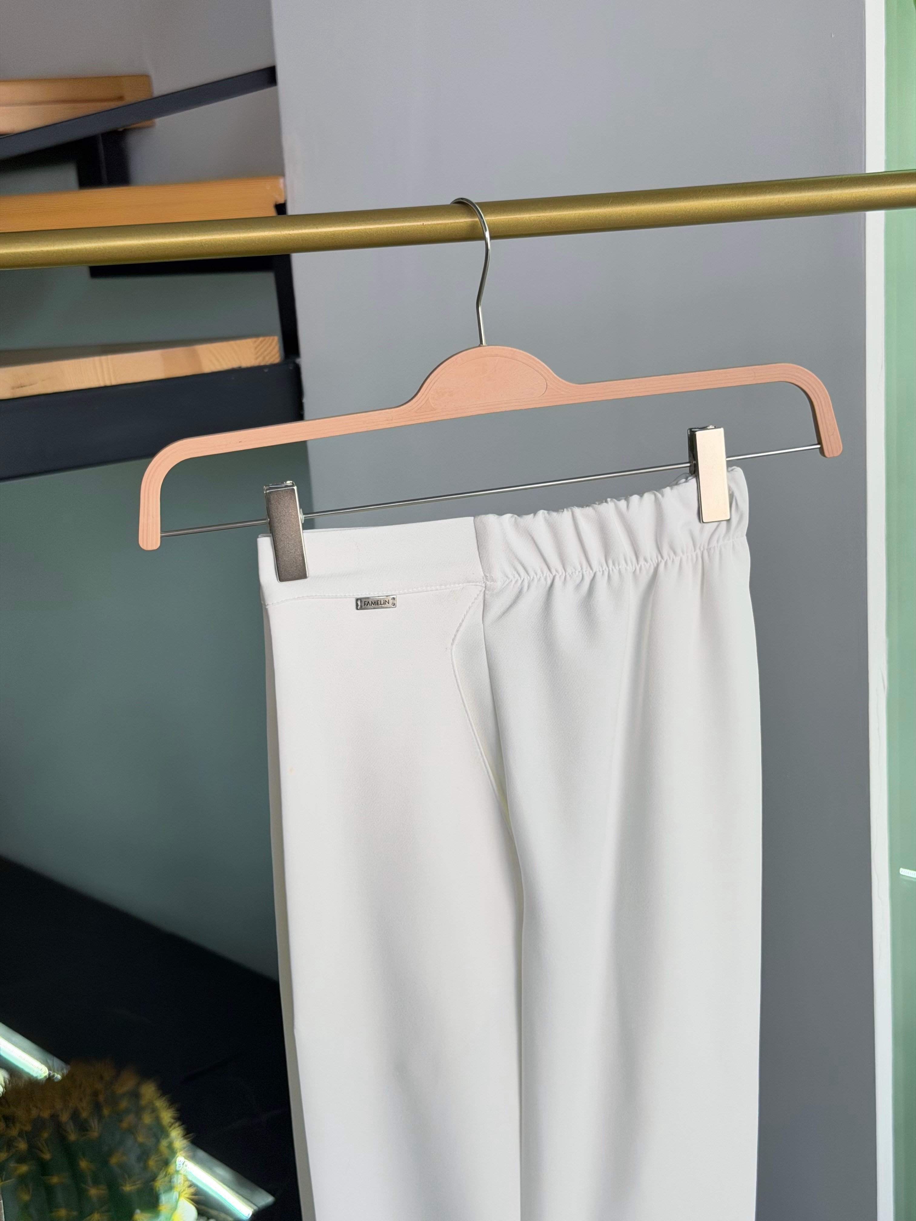 Beli Lastikli Düğme Detaylı Ekru Renk Kadın Pantolon