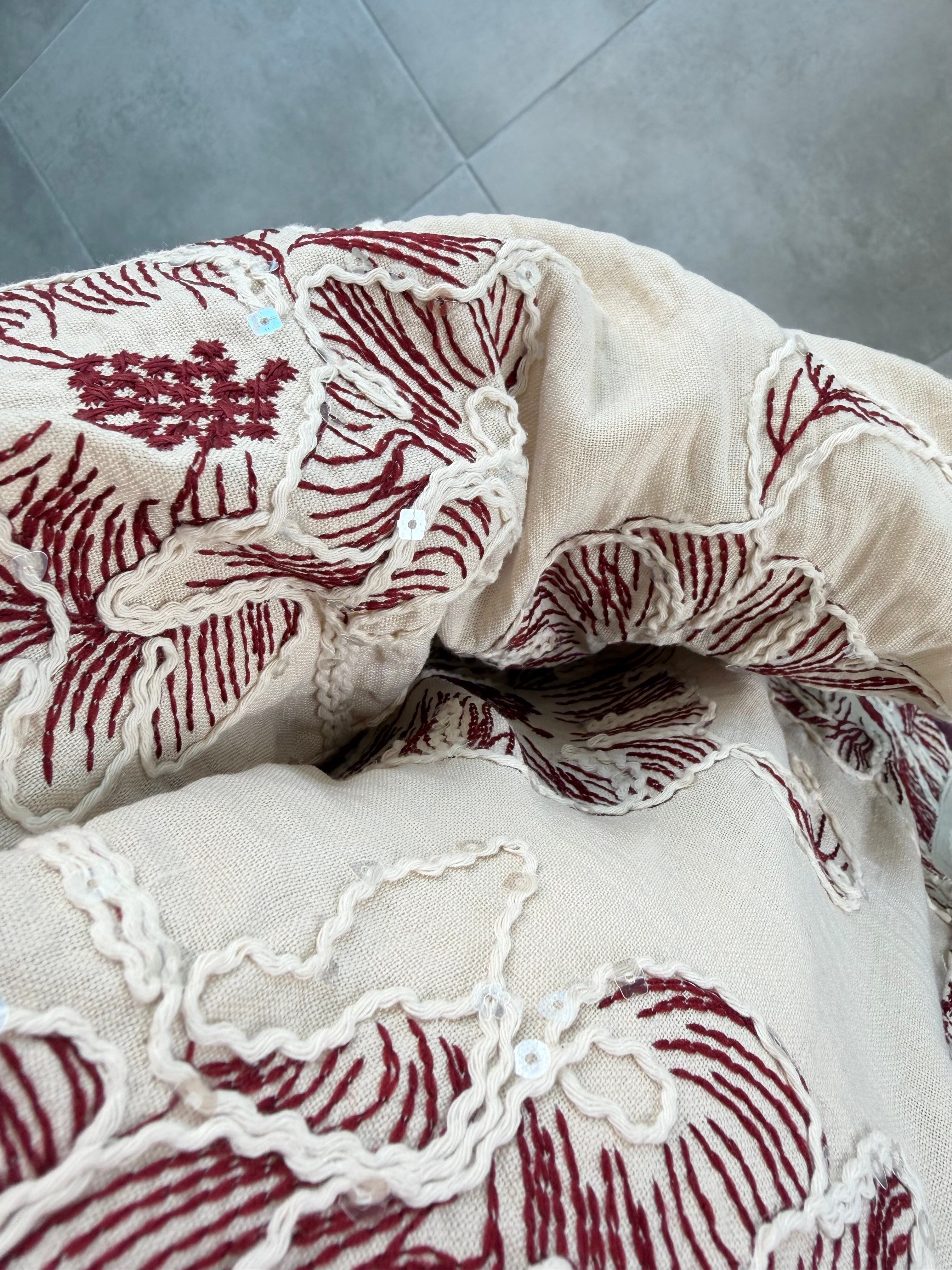Bordo Renk Nakış Ve Pulet İşlemeli Kimono