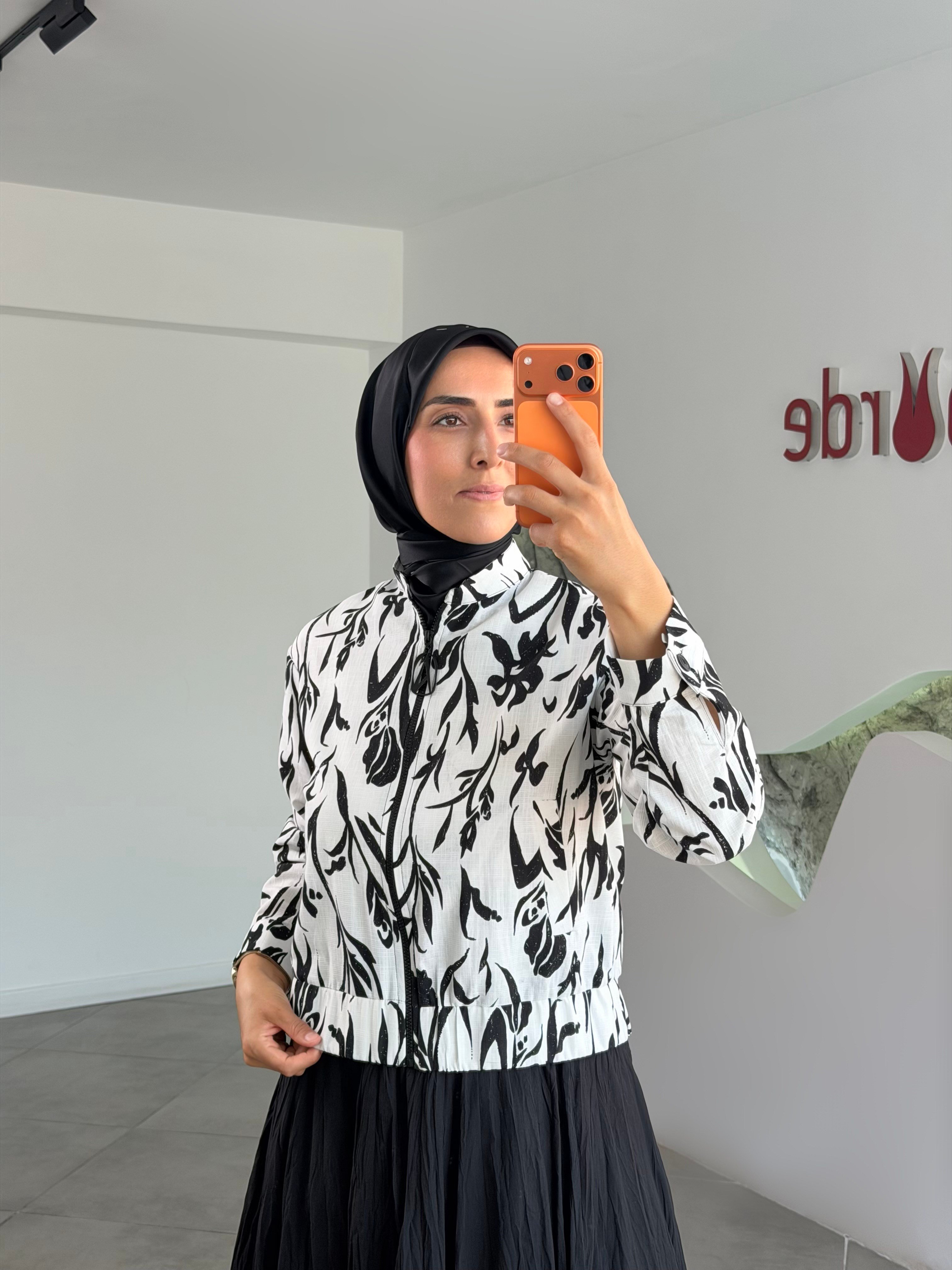 Ceketi Desenli İkili Takım