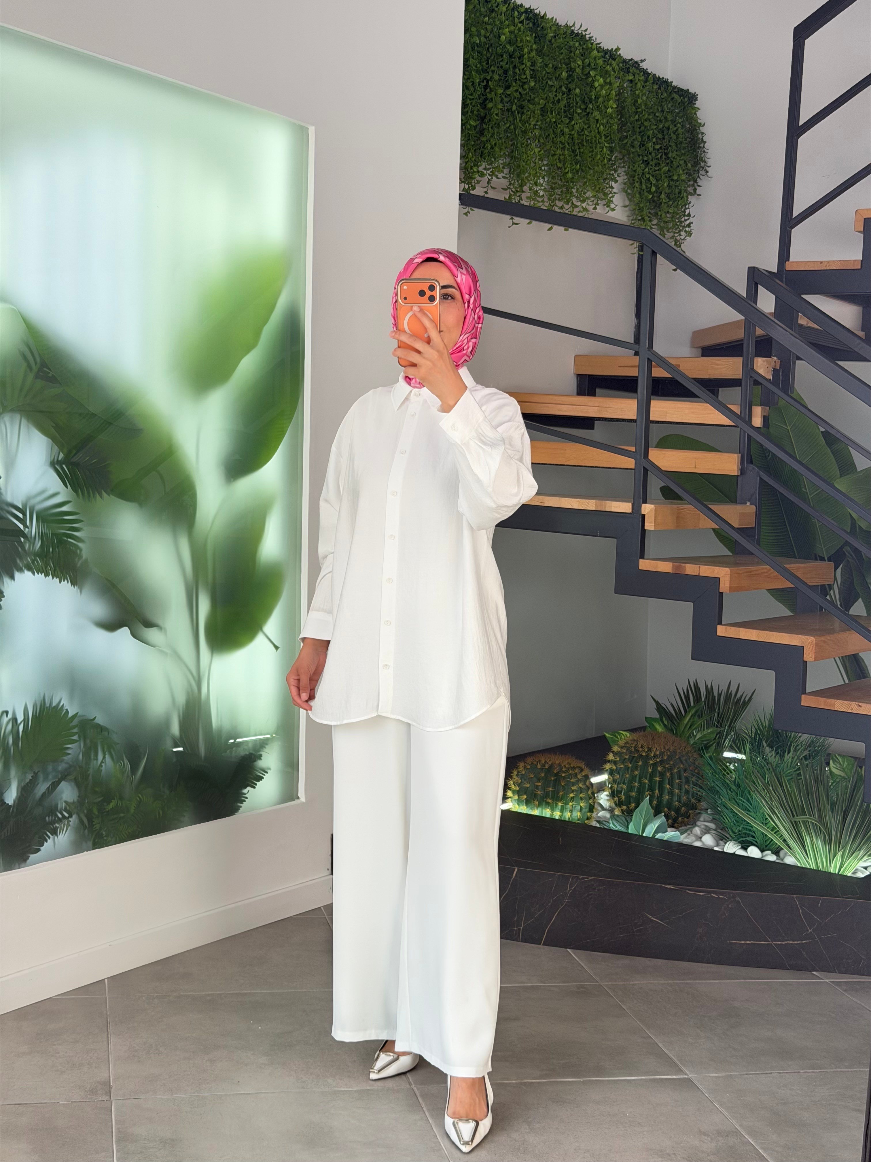 Ekru Renk Keten Görünümlü Oversize Gömlek