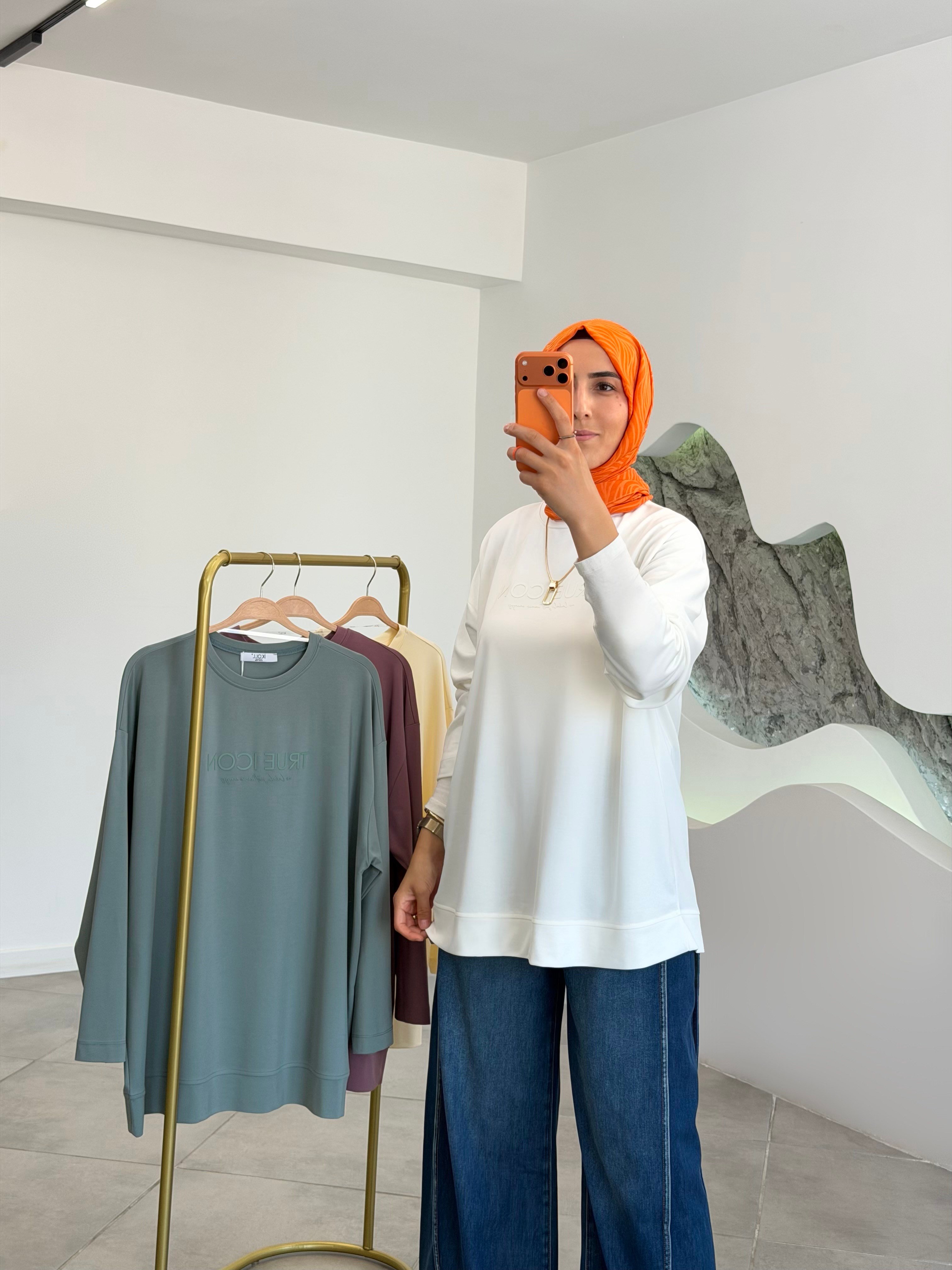 Ekru Renk Tonaton Baskılı Basic S-Shirt