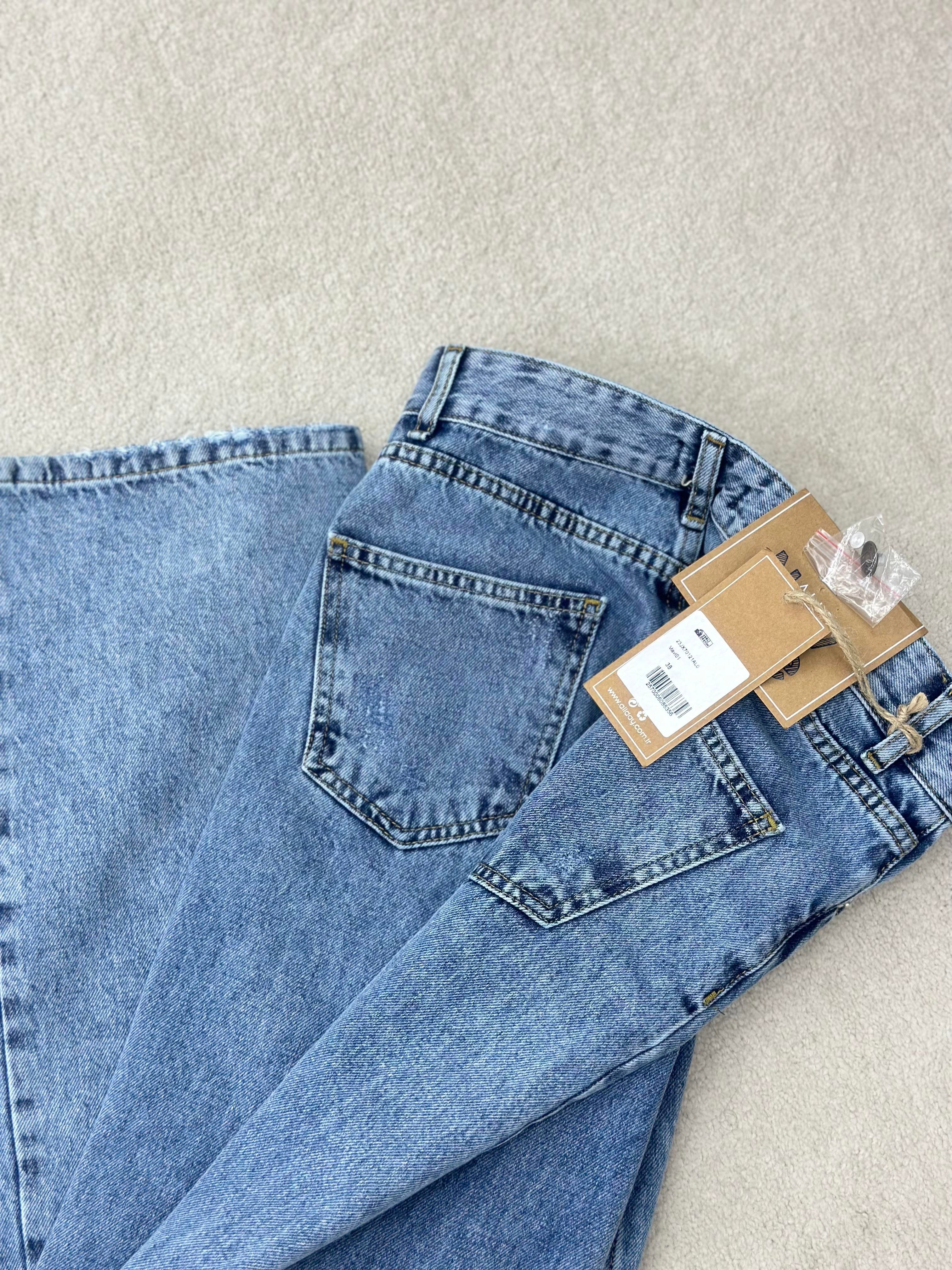 Eskitme Bol Paça Yüksek Bel Jean Pantolon