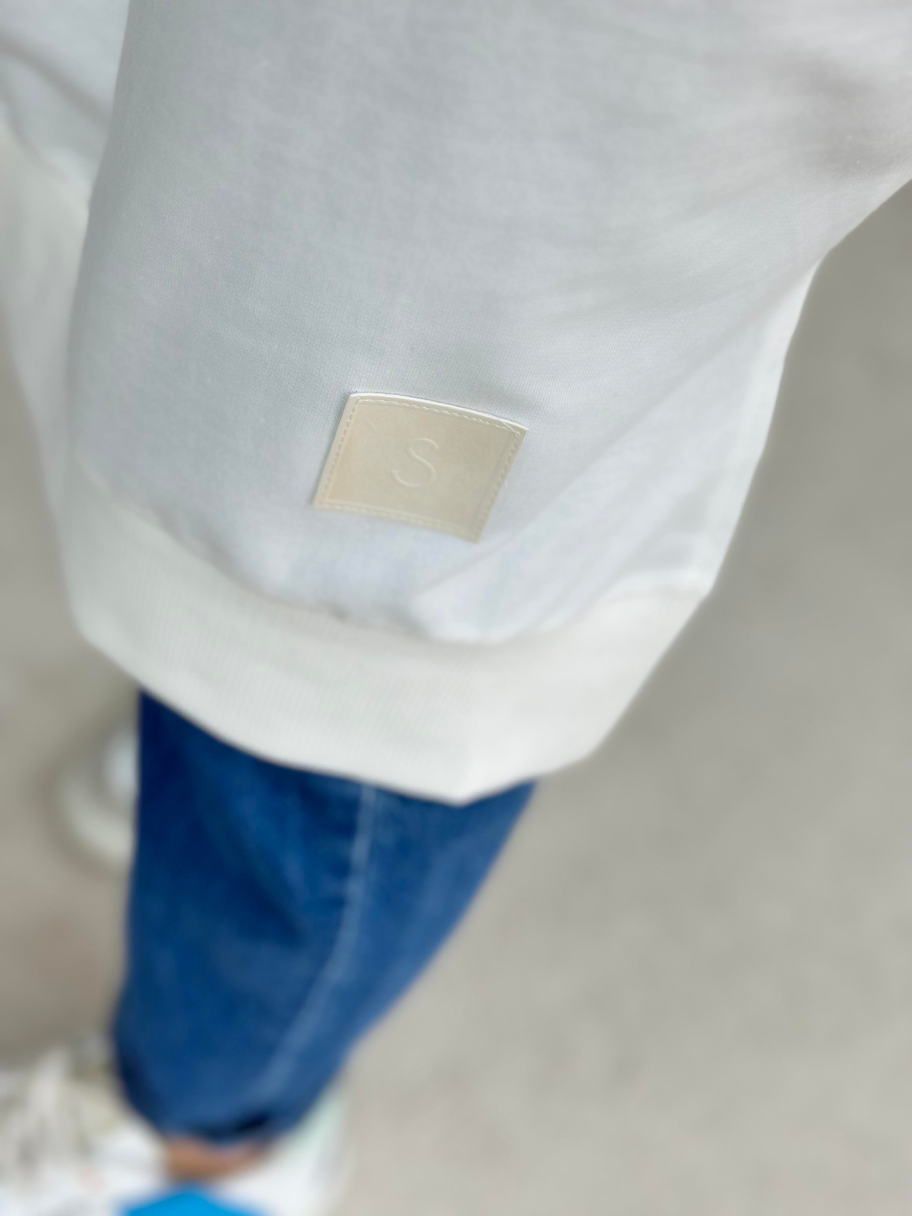 Etiket Baskılı Ekru Renk Uzun Basic Sweatshirt