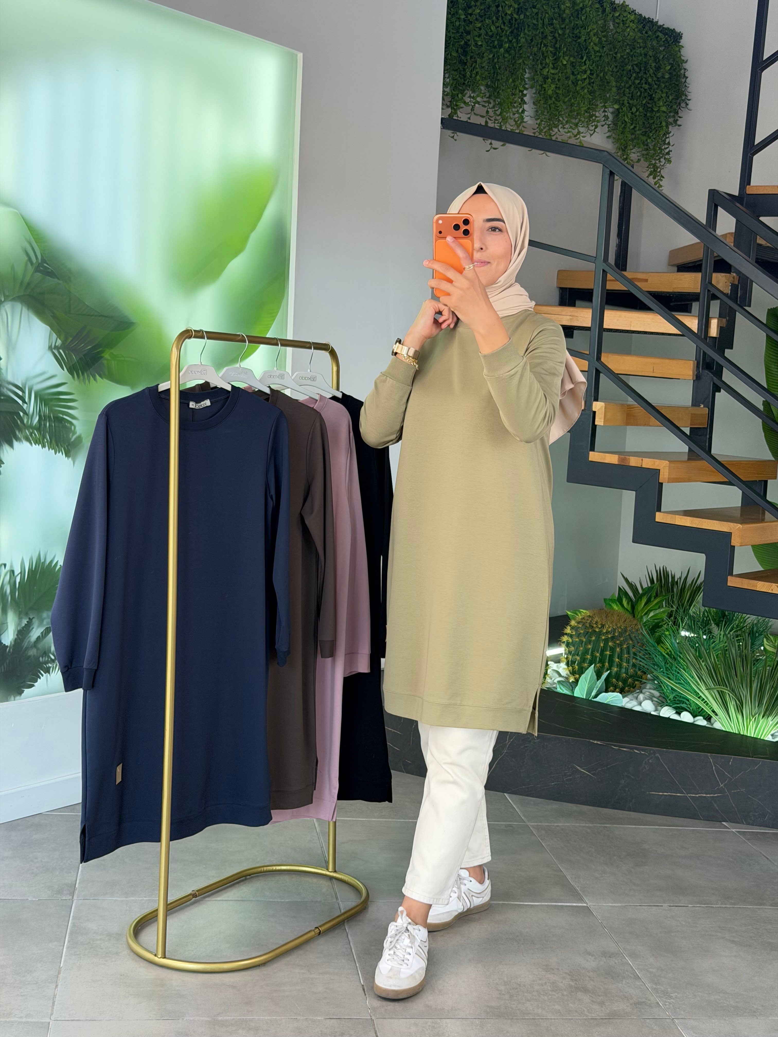 Etiket Detaylı Tunik