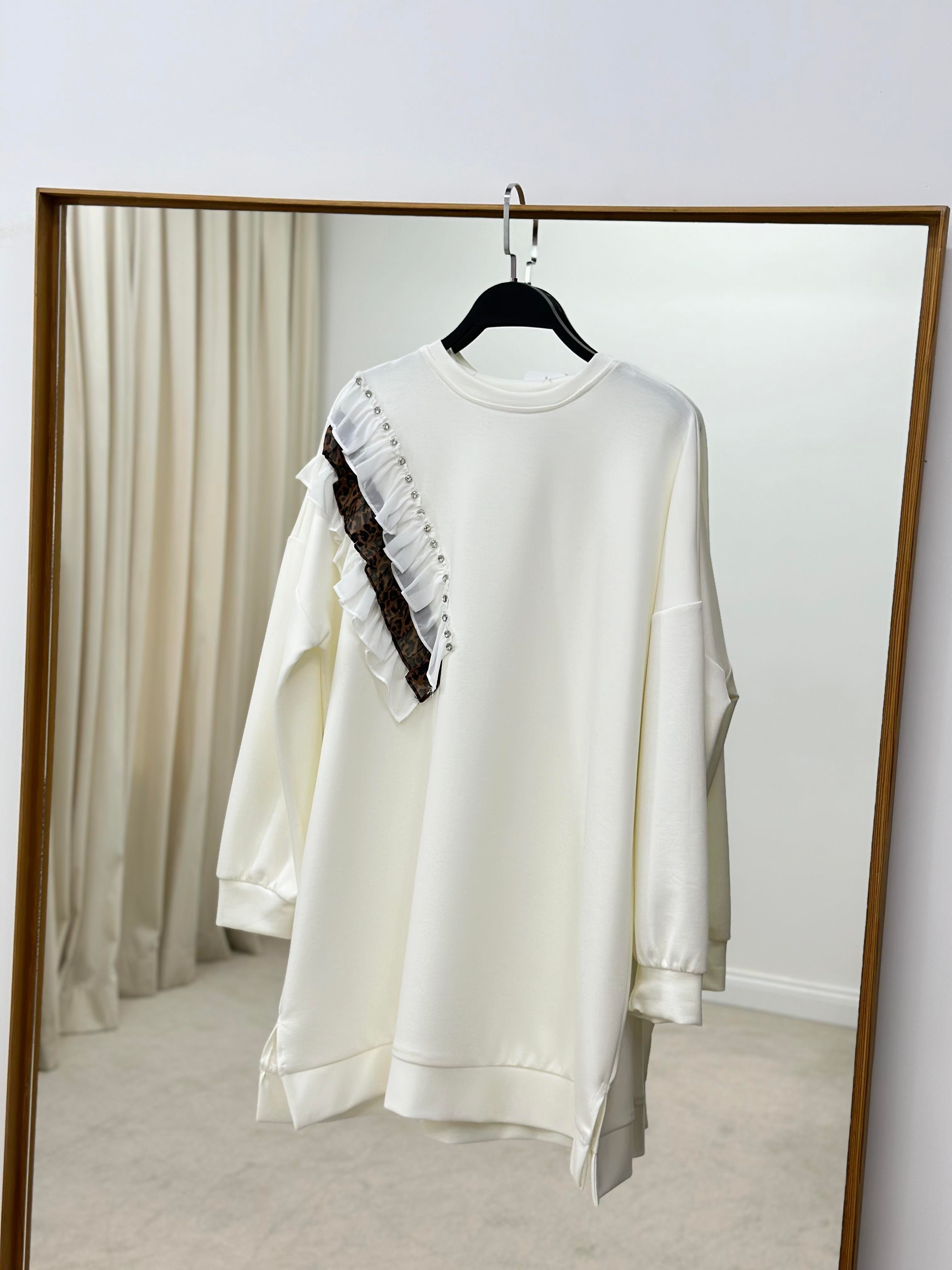 Fırfır Ve Taş Detaylı Sweatshirt
