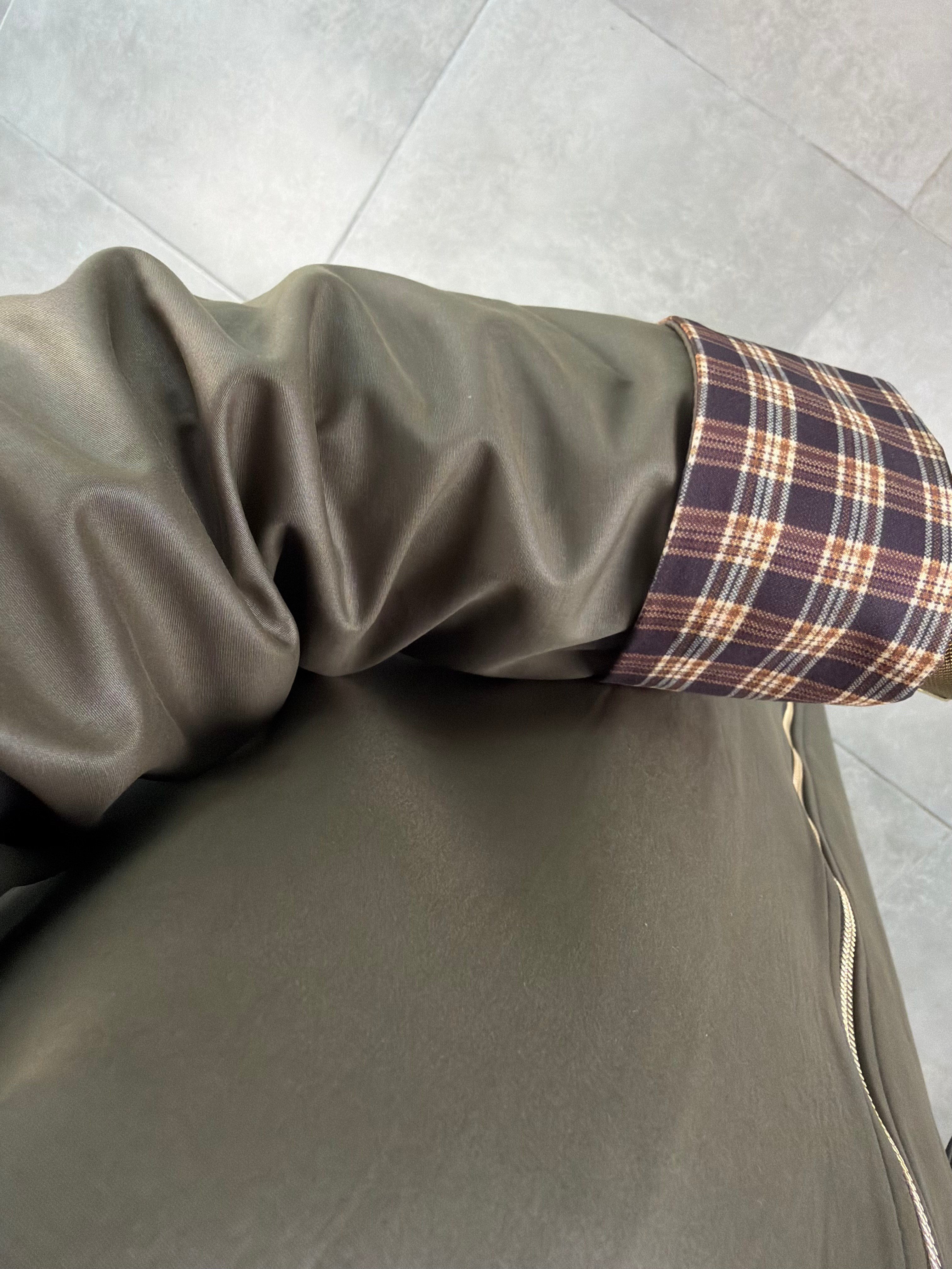 Haki Renk Kadife Yakalı Ekose Detaylı Giyçık