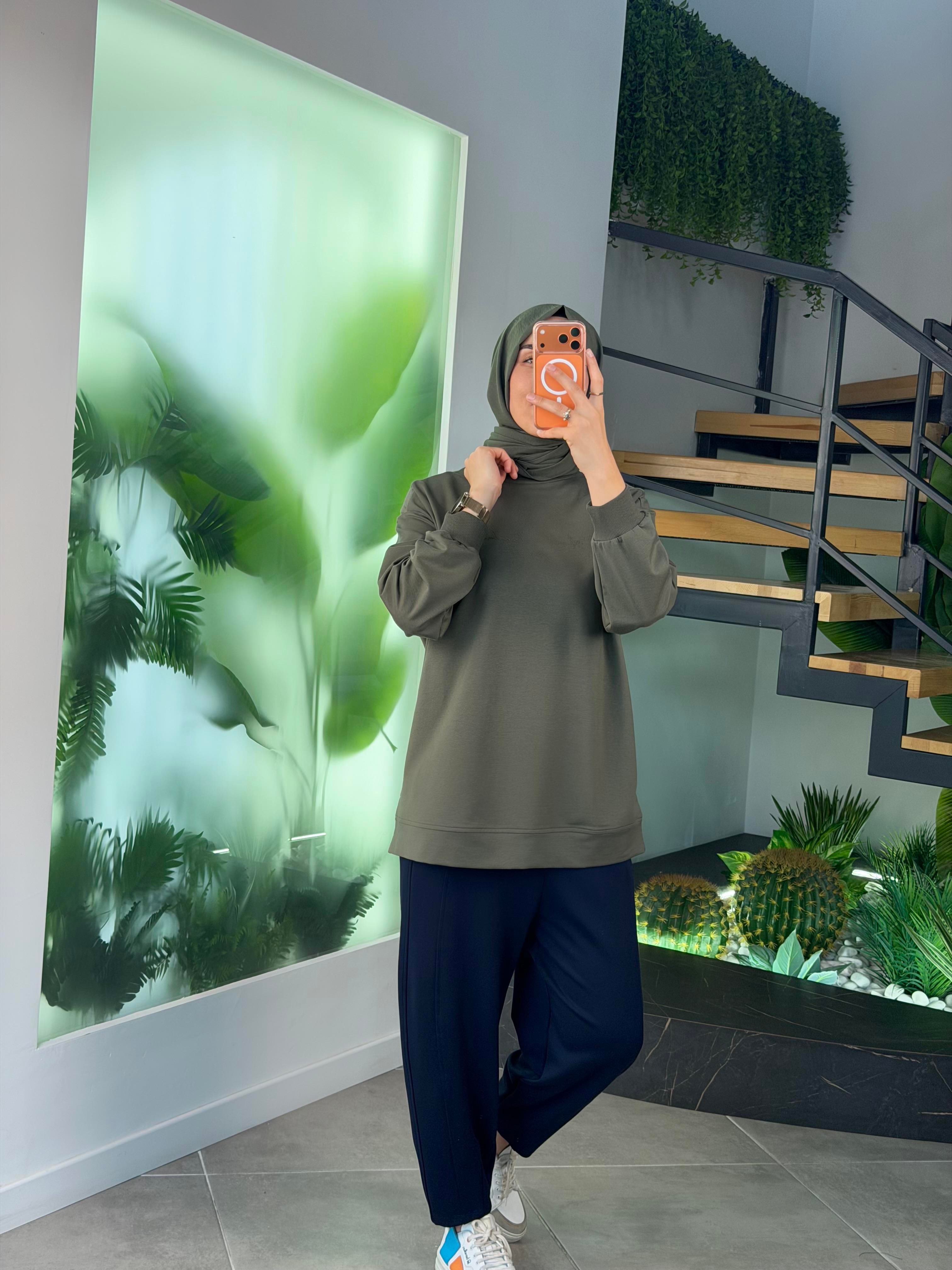 Haki Renk Parlak Tonaton Baskılı Basıc S-Shırt