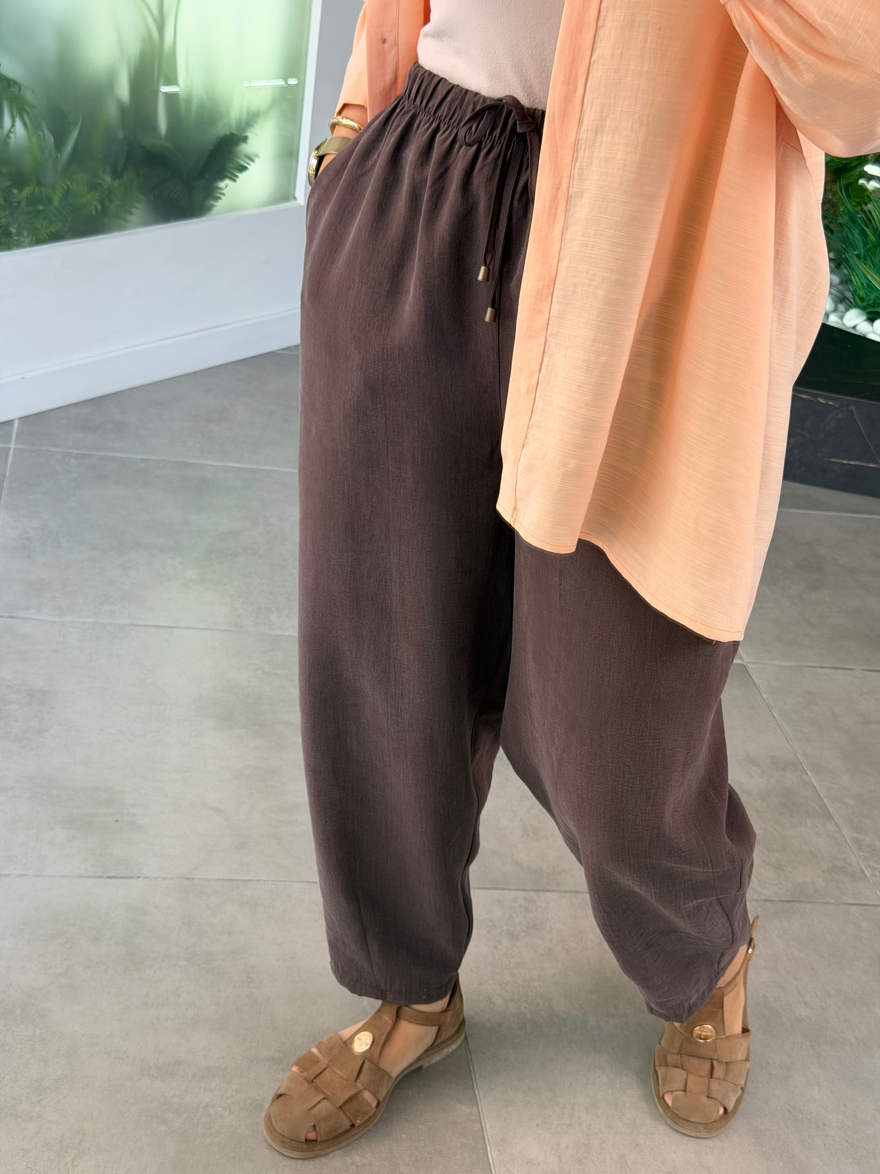 Kahve Renk Beli Lastikli Havuç Paça Pantolon