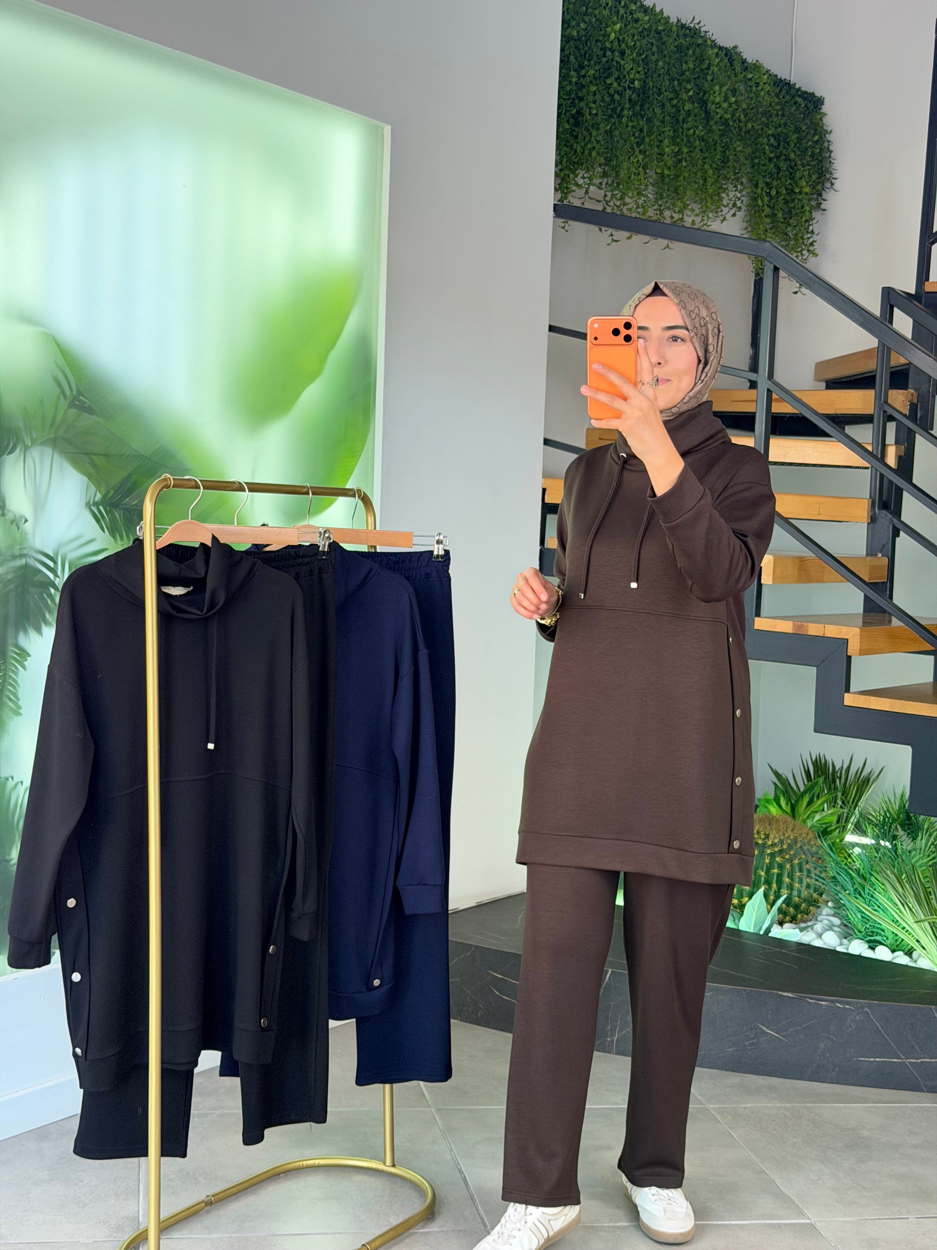 Kahve Renk Çıtçıt Detaylı Oysho Takım