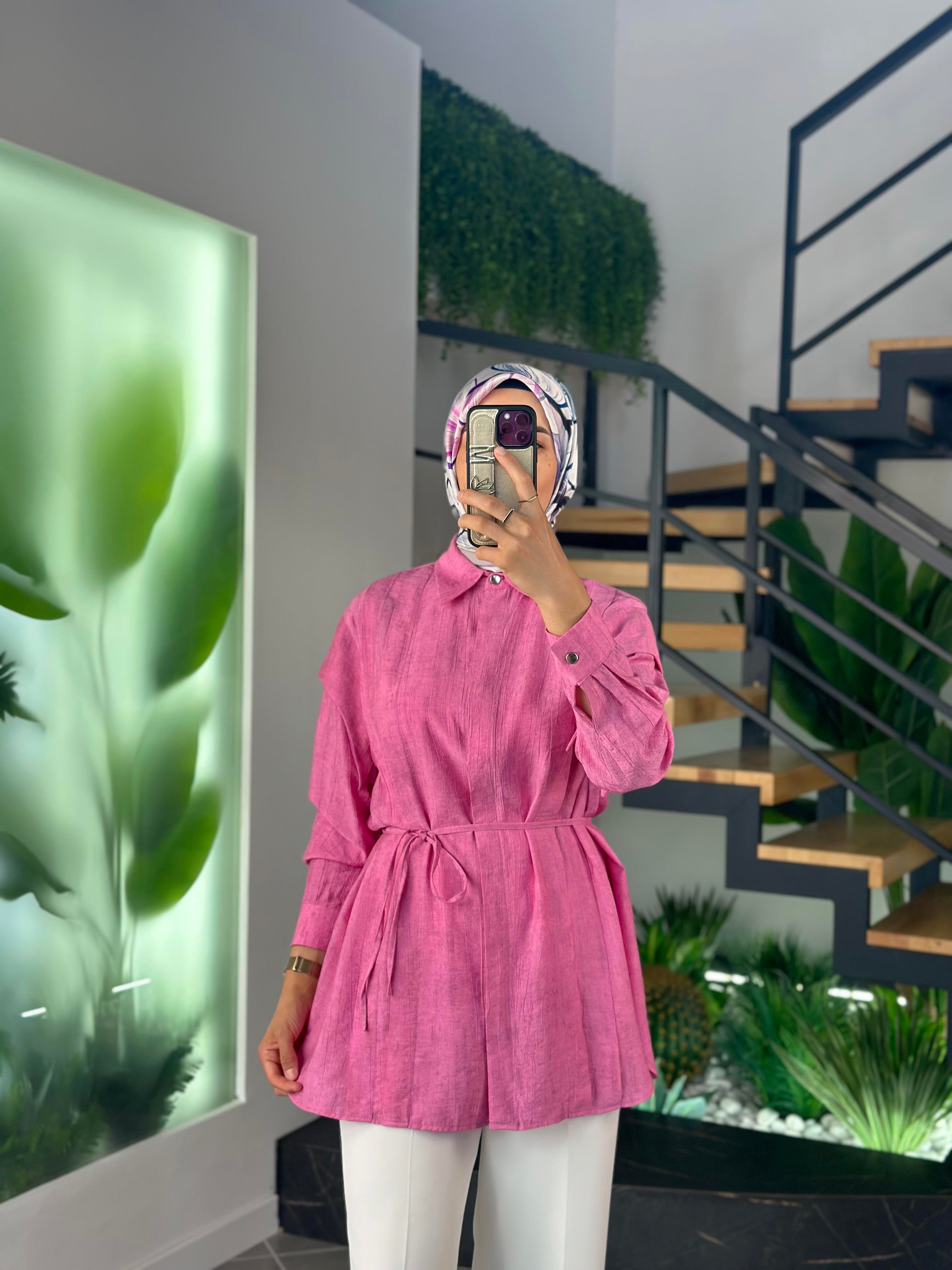 Kırçıllı Kumaş Pembe Renk Pileli Kadın Gömlek