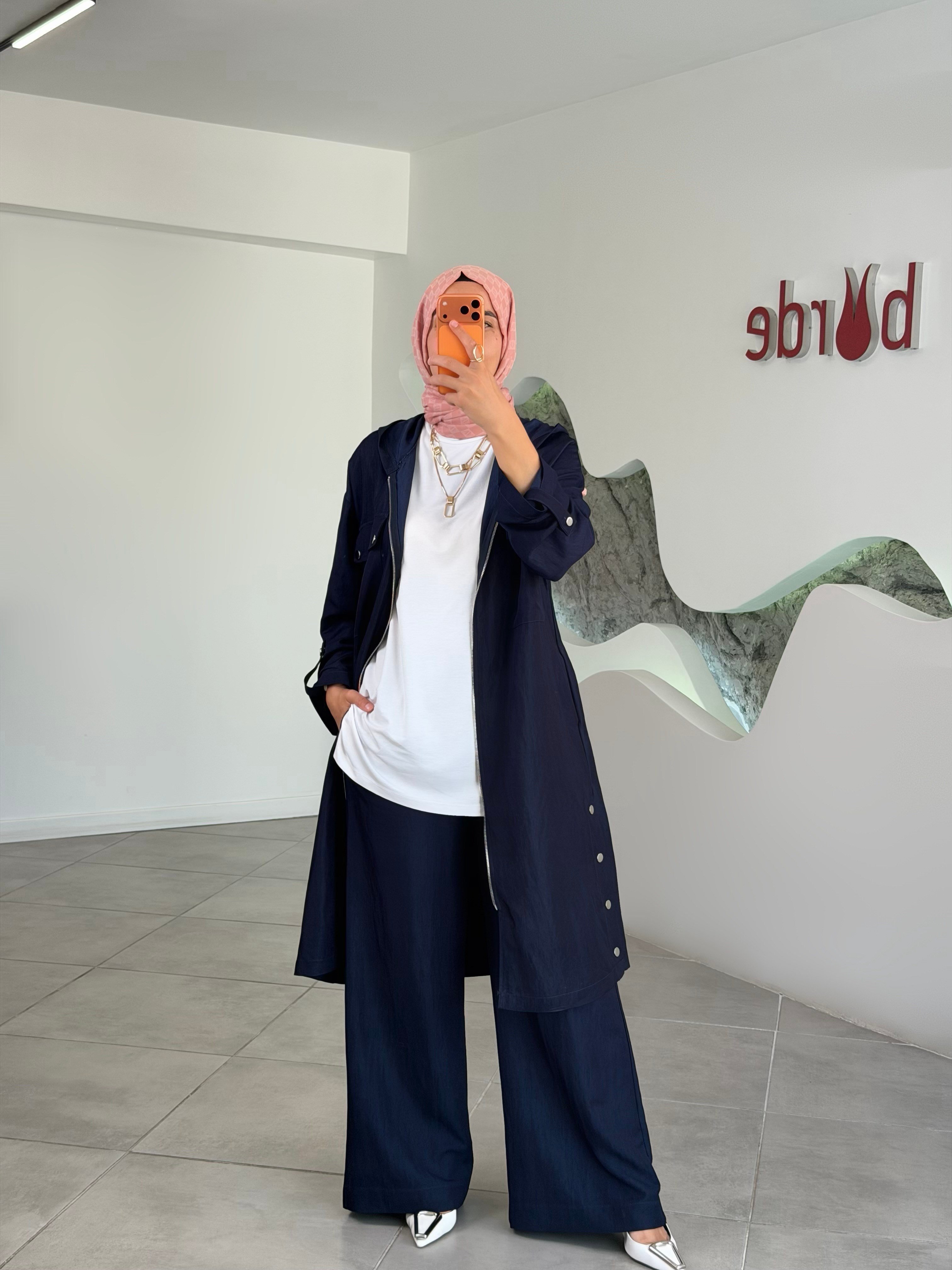 Lacivert Renk Beli Lastikli Bol Paça Denim Pantolon