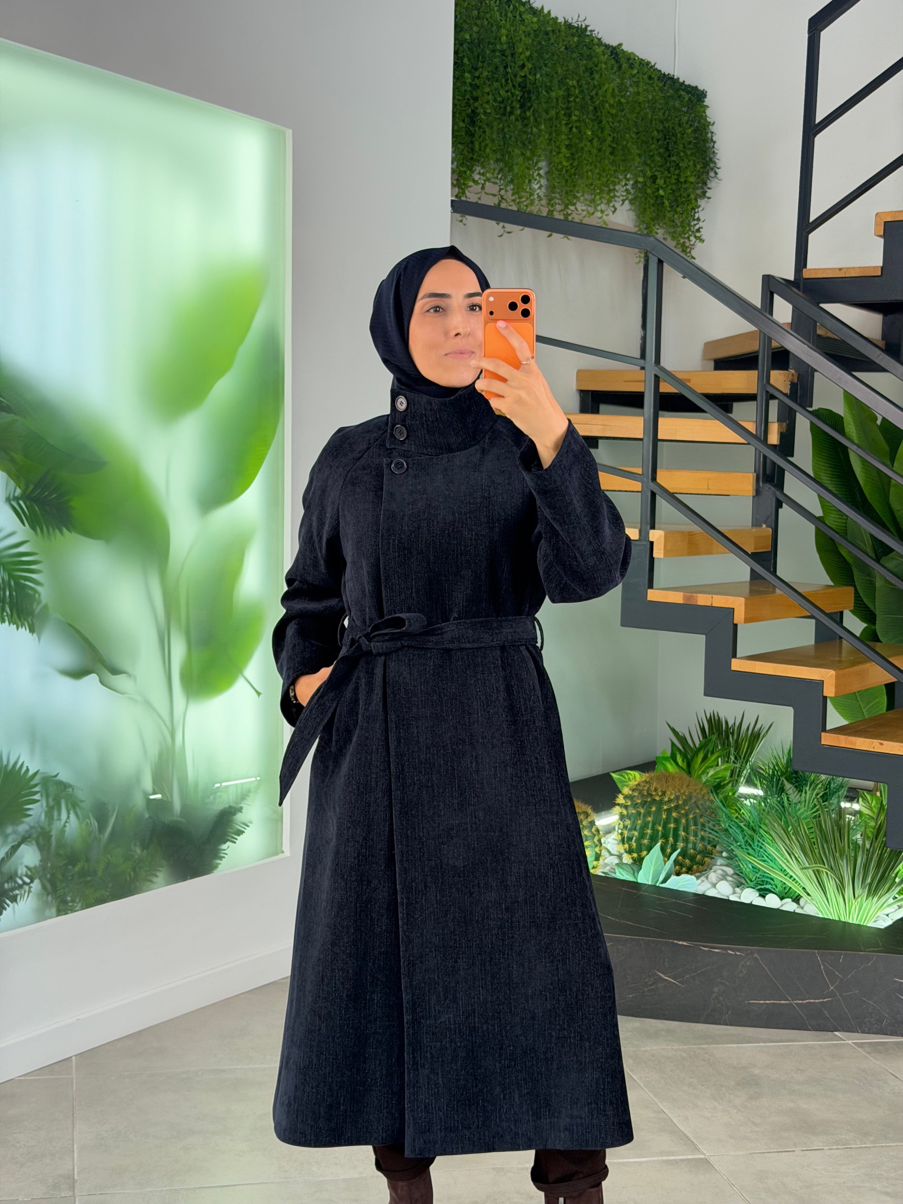 Lacivert Renk Seyyar Kemer Dik Yaka Giyçık