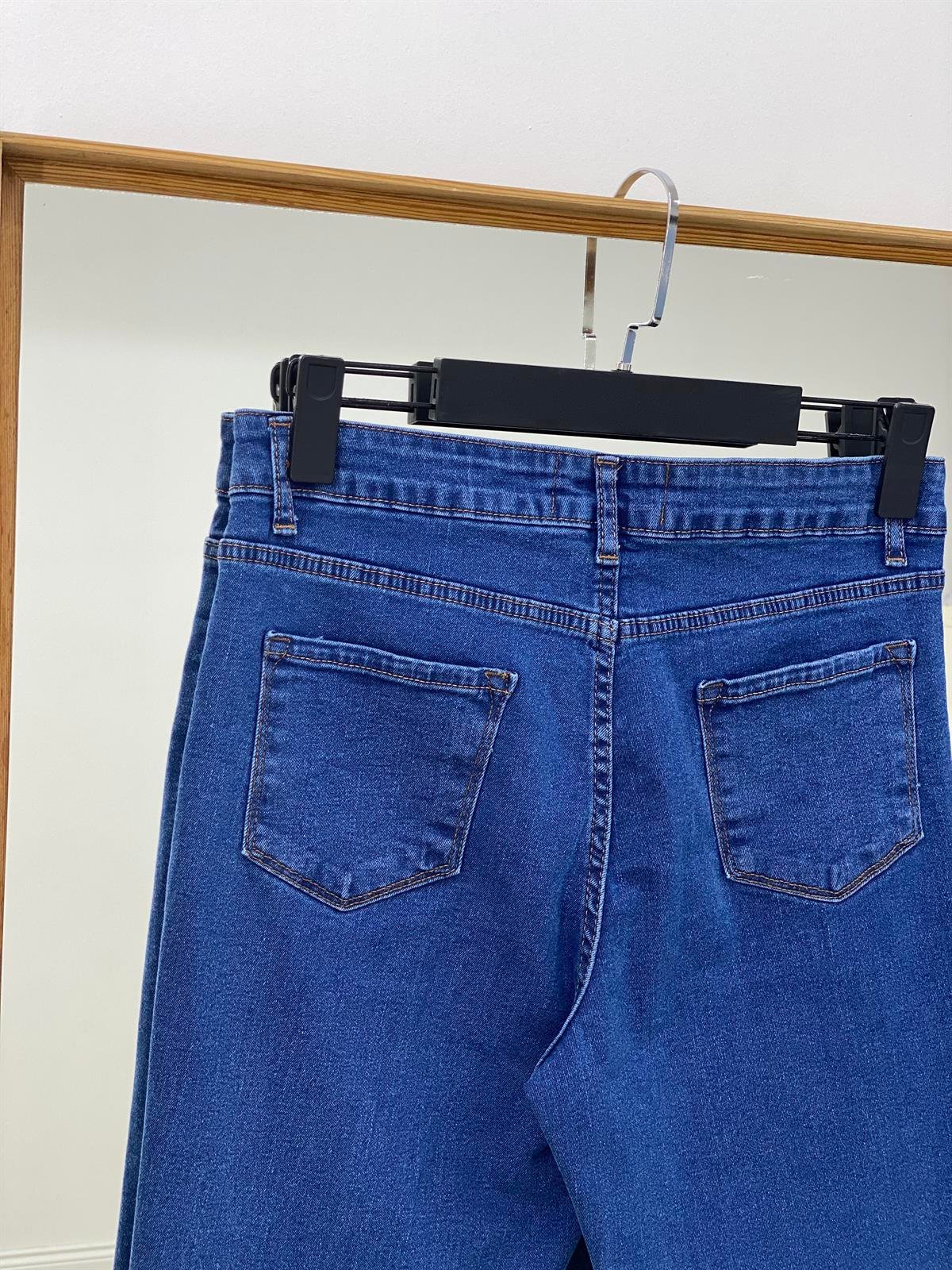 Likralı Dar Paça Jean 