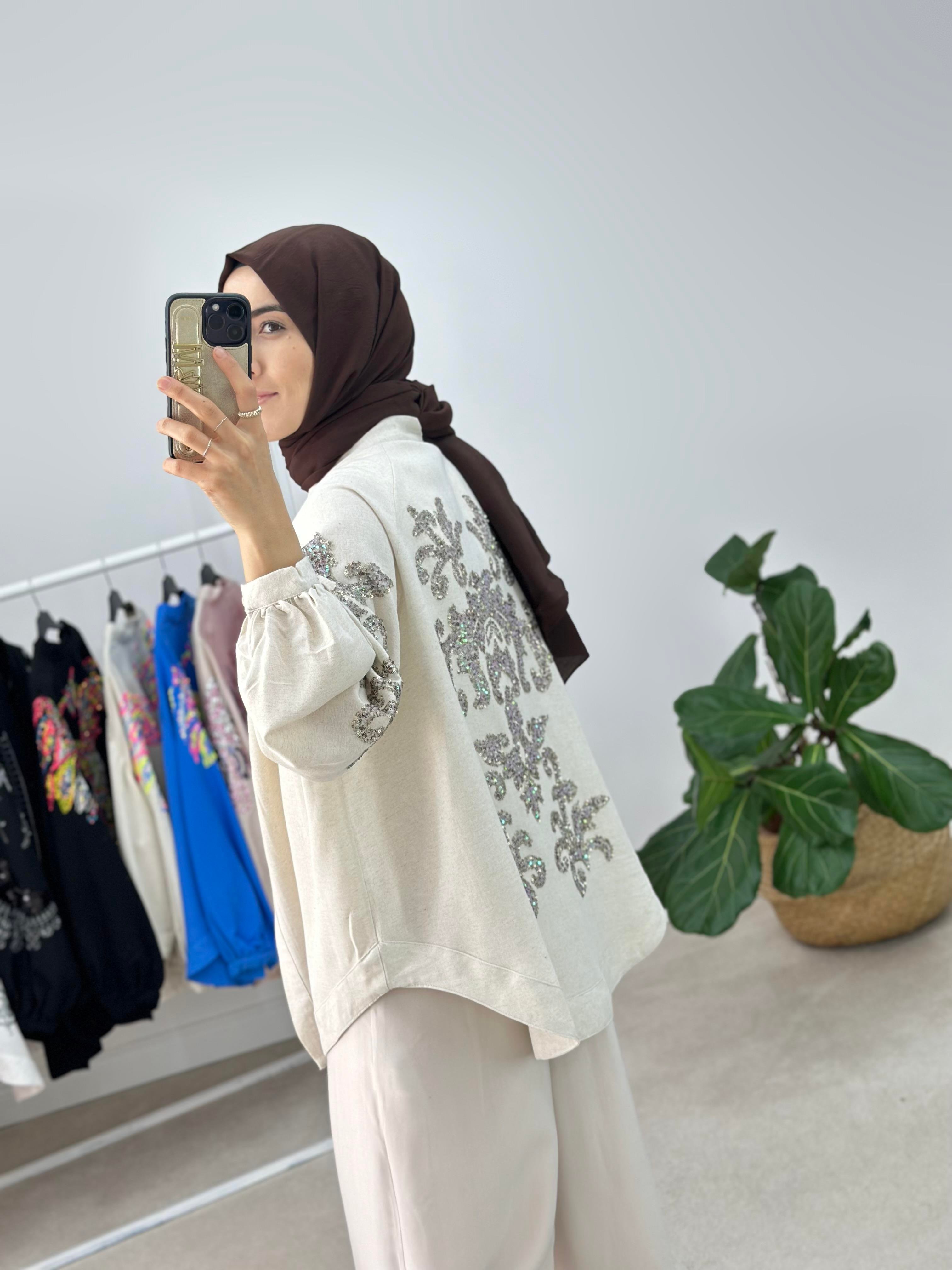 Natural Kumaş Nakışlı Ve Pul İşlemeli Kimono