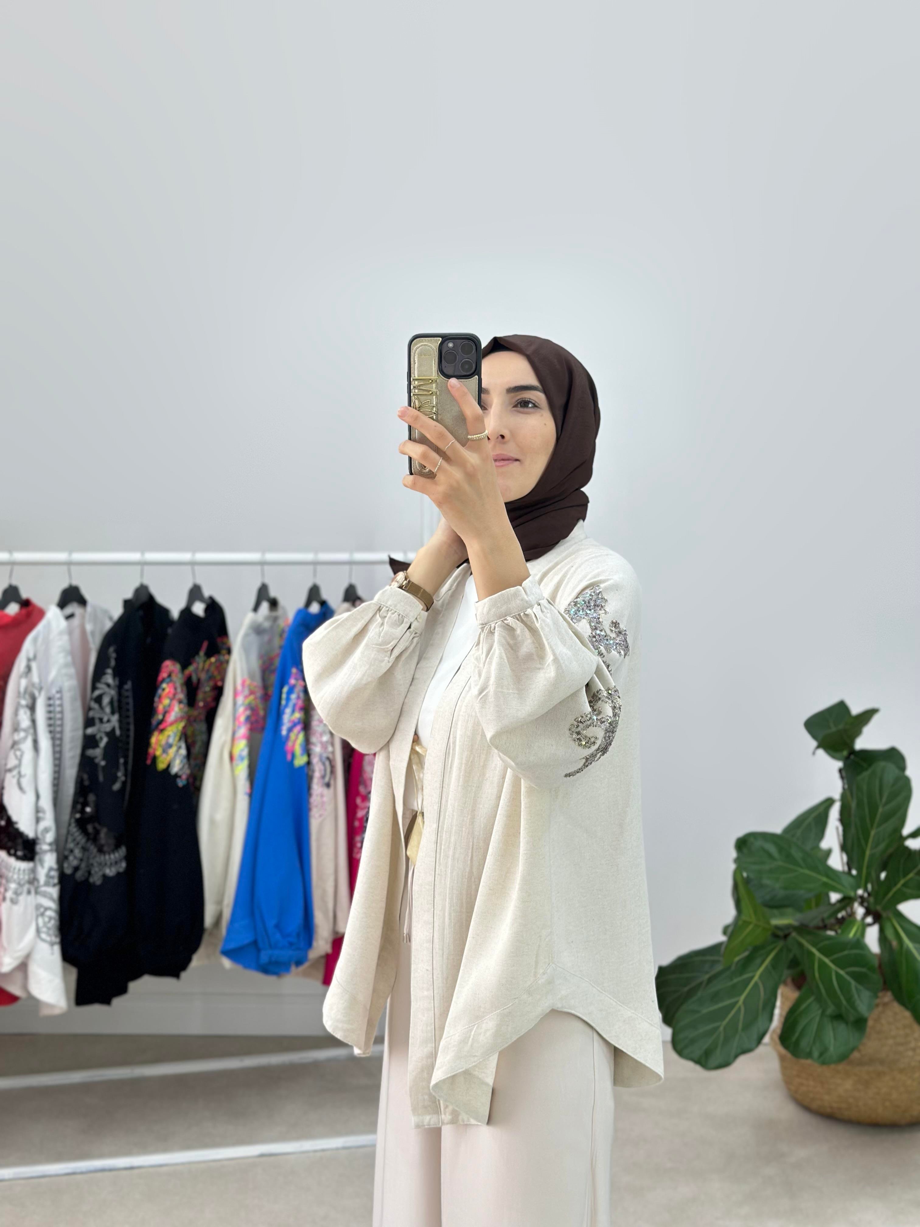 Natural Kumaş Nakışlı Ve Pul İşlemeli Kimono