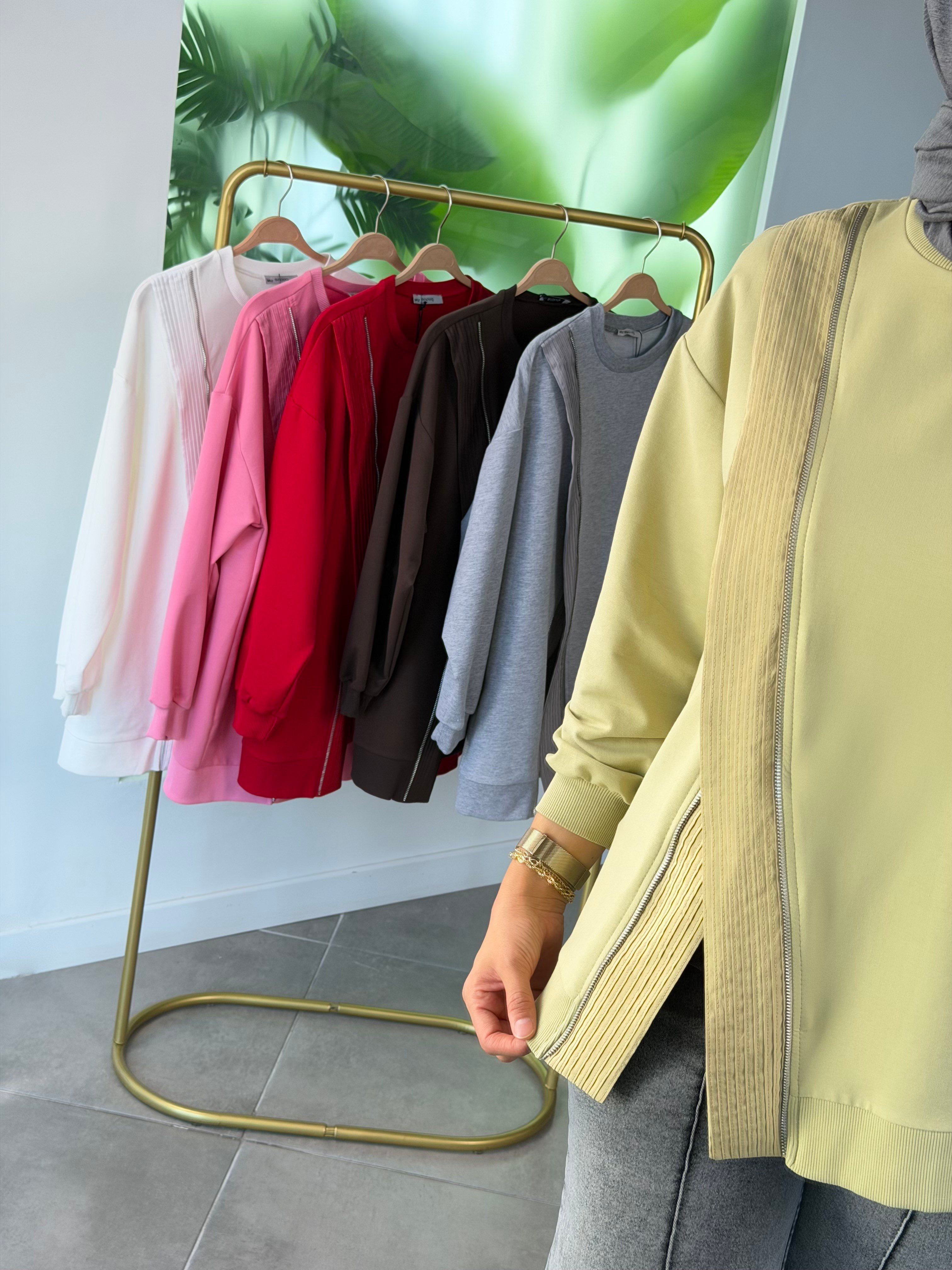 Olive Renk Fermuar Detaylı Sweatshırt
